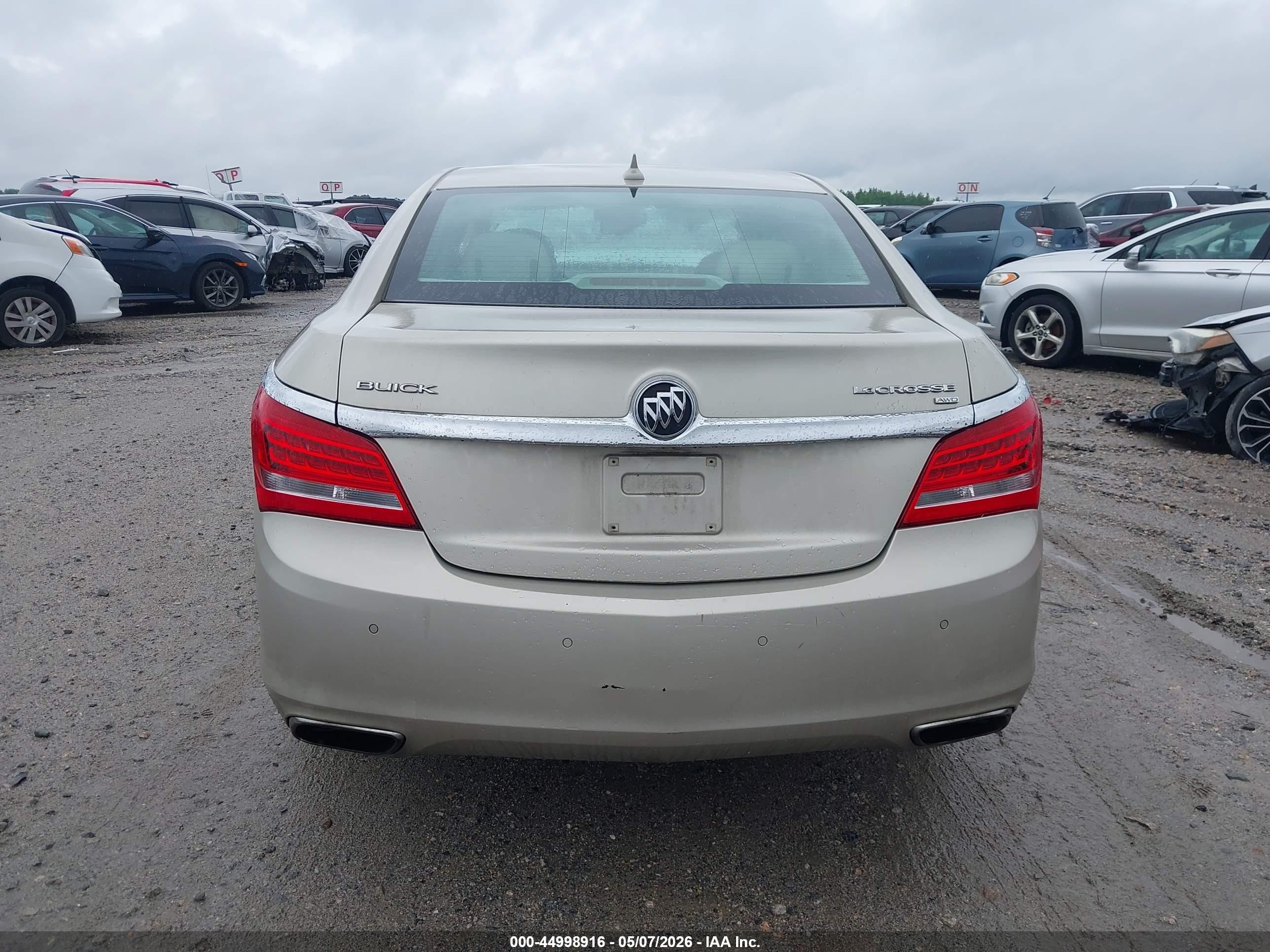 2014 Buick Lacrosse Leather Group Beige vin: 1G4GC5G38EF188589