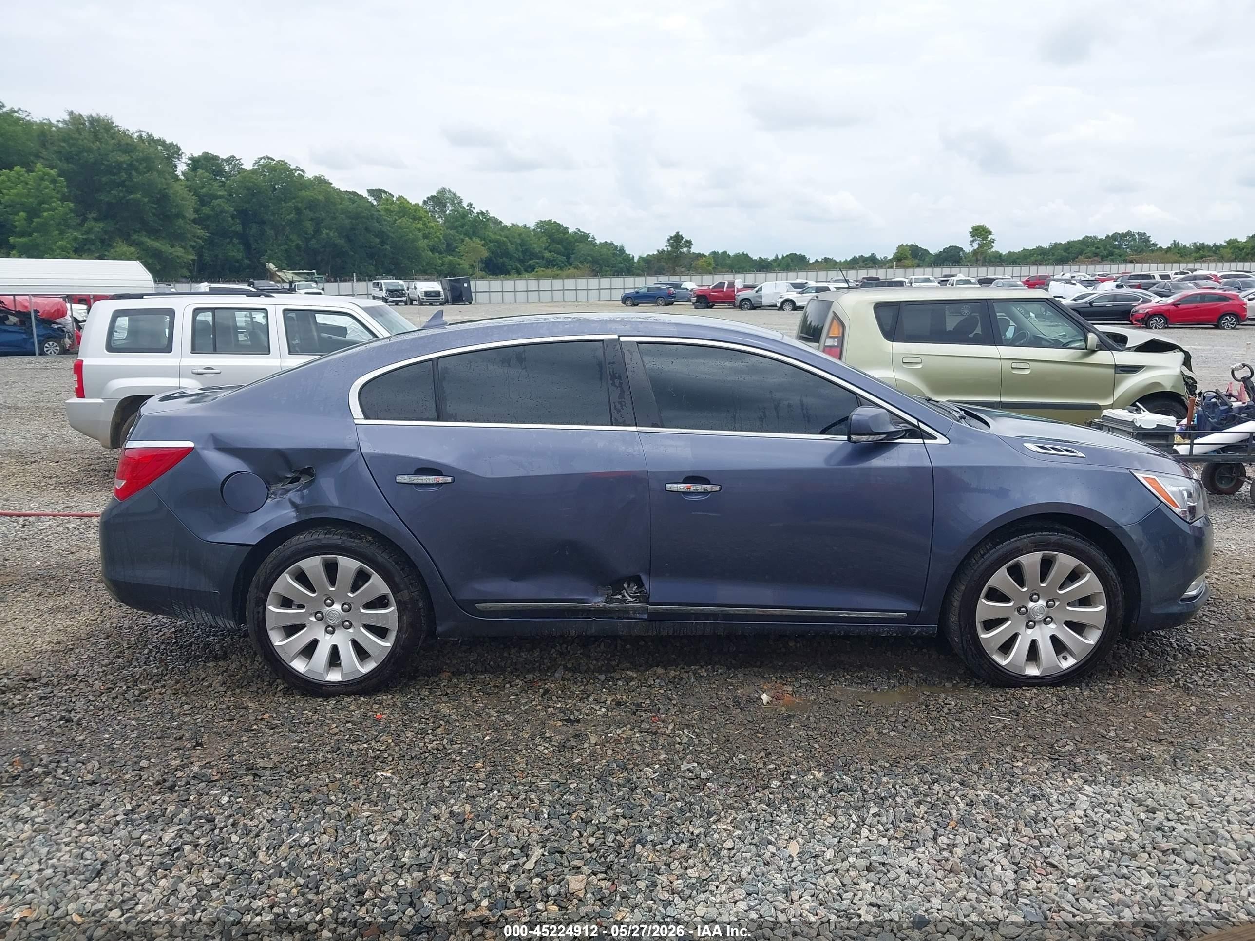 2014 Buick Lacrosse Leather Group Blue vin: 1G4GC5G39EF126747
