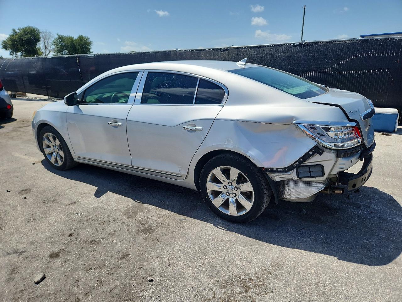 2012 Buick Lacrosse Silver vin: 1G4GC5G3XCF103782