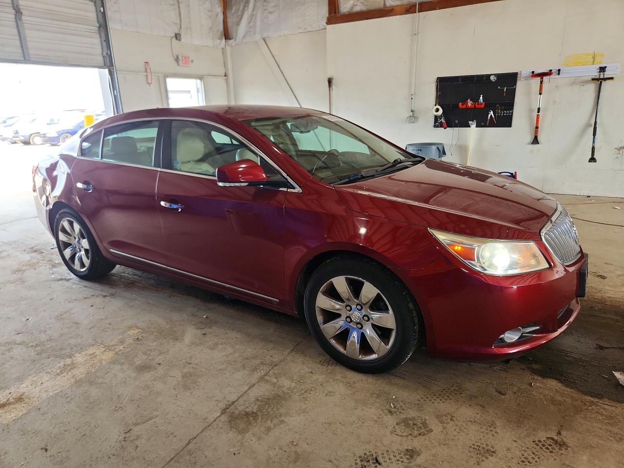 2011 Buick Lacrosse Cxl Red vin: 1G4GC5GCXBF172194