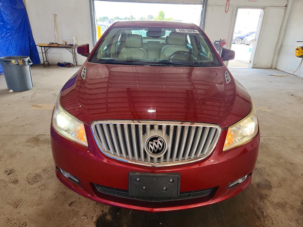2011 Buick Lacrosse Cxl Red vin: 1G4GC5GCXBF172194
