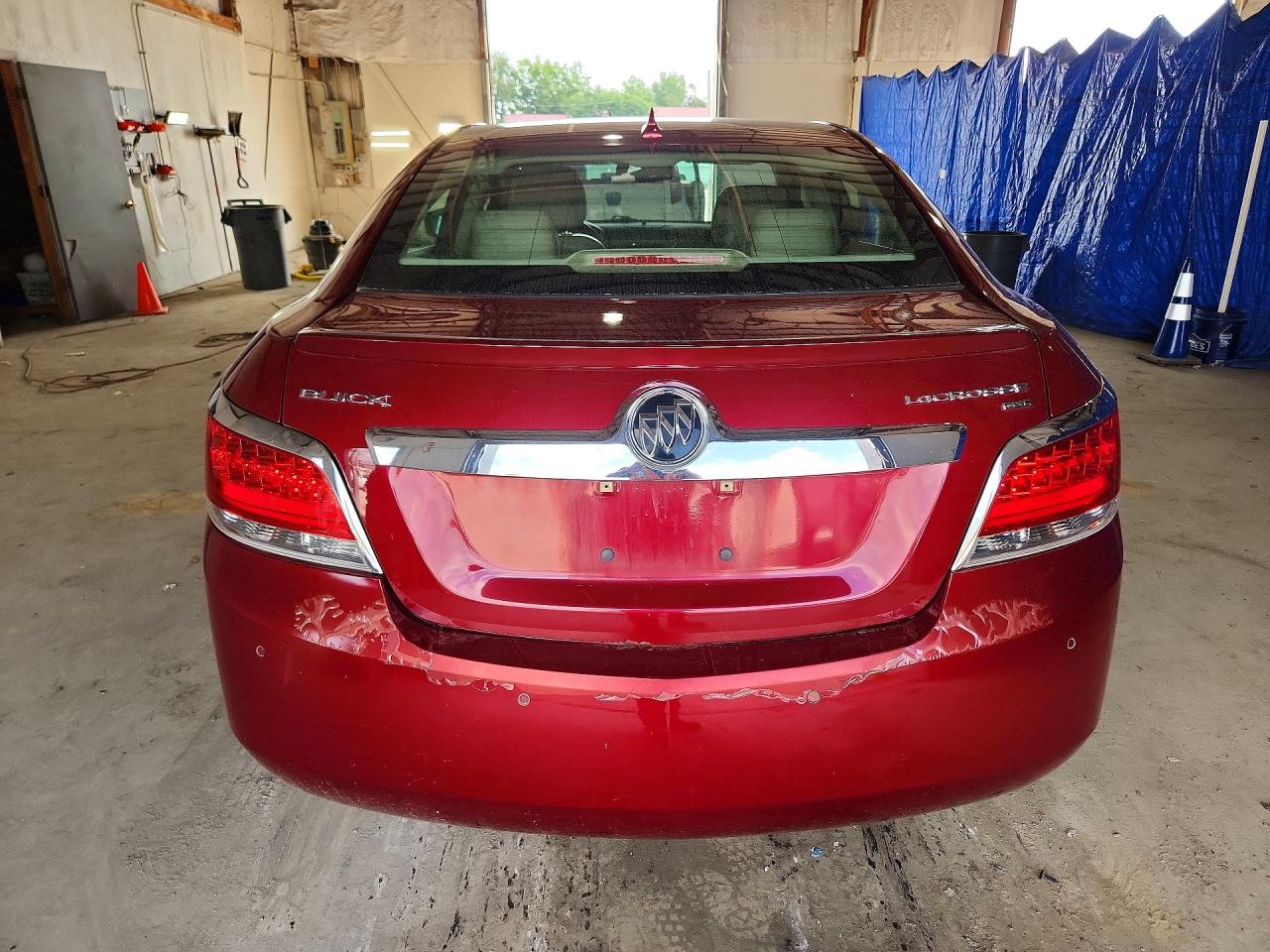 2011 Buick Lacrosse Cxl Red vin: 1G4GC5GCXBF172194