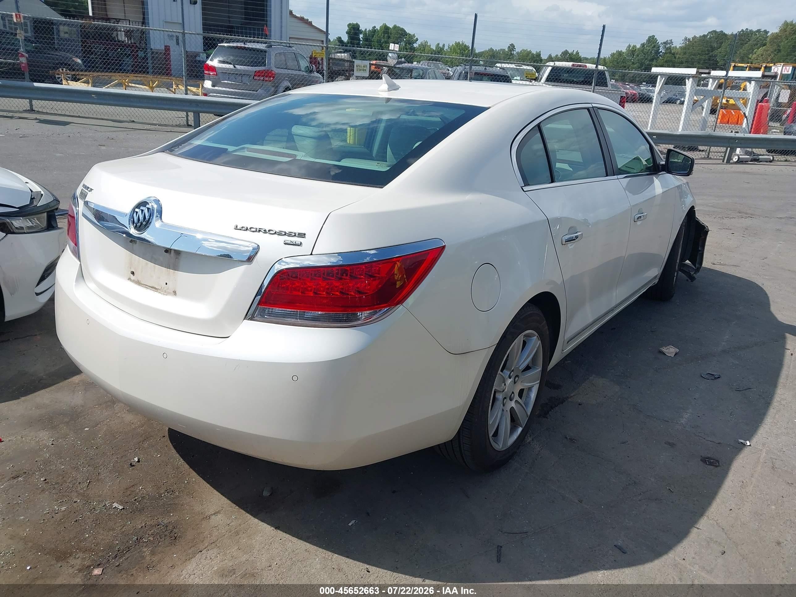 2011 Buick Lacrosse Cxl Кремовый vin: 1G4GC5GD7BF318432