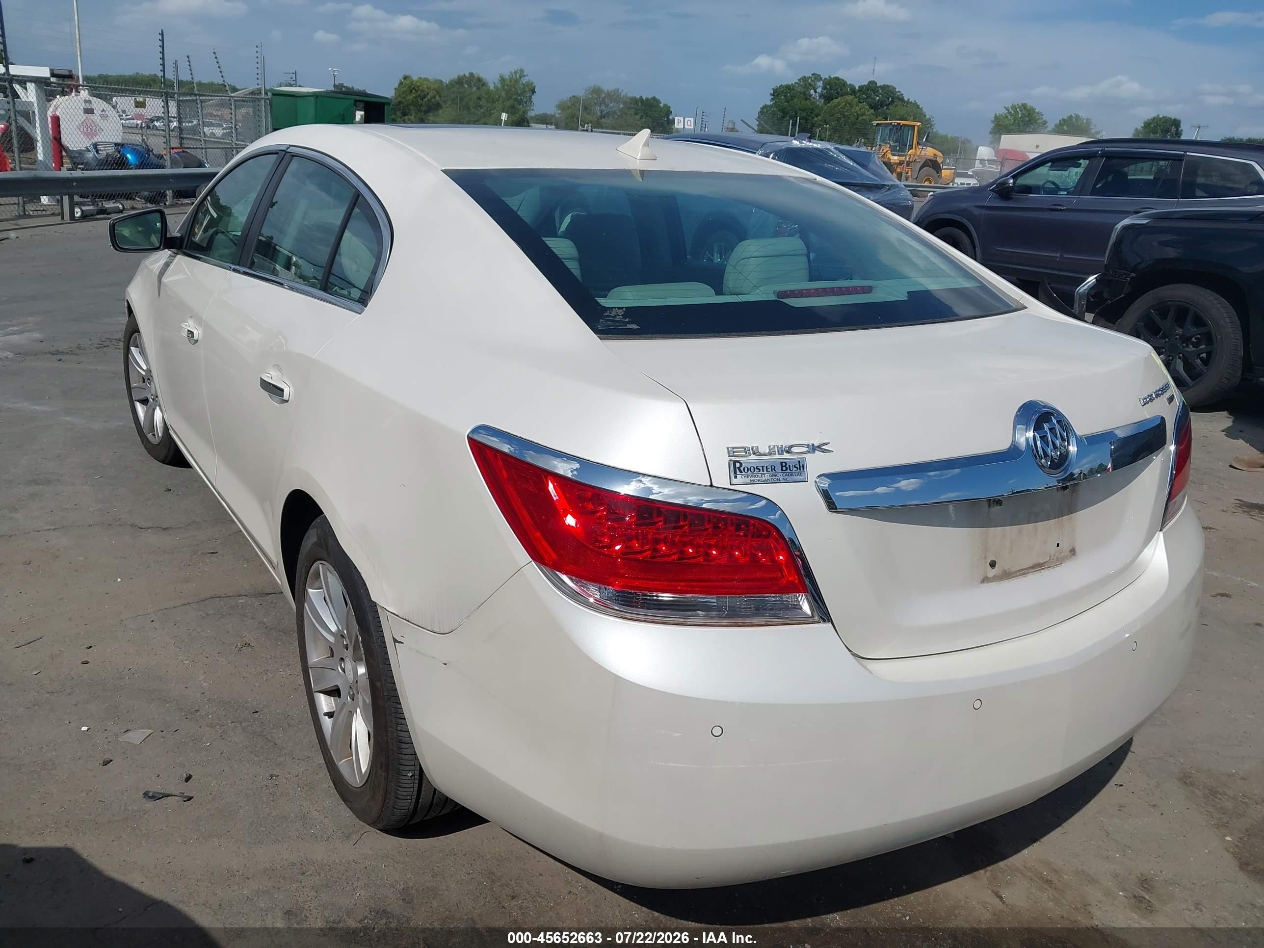 2011 Buick Lacrosse Cxl Кремовый vin: 1G4GC5GD7BF318432