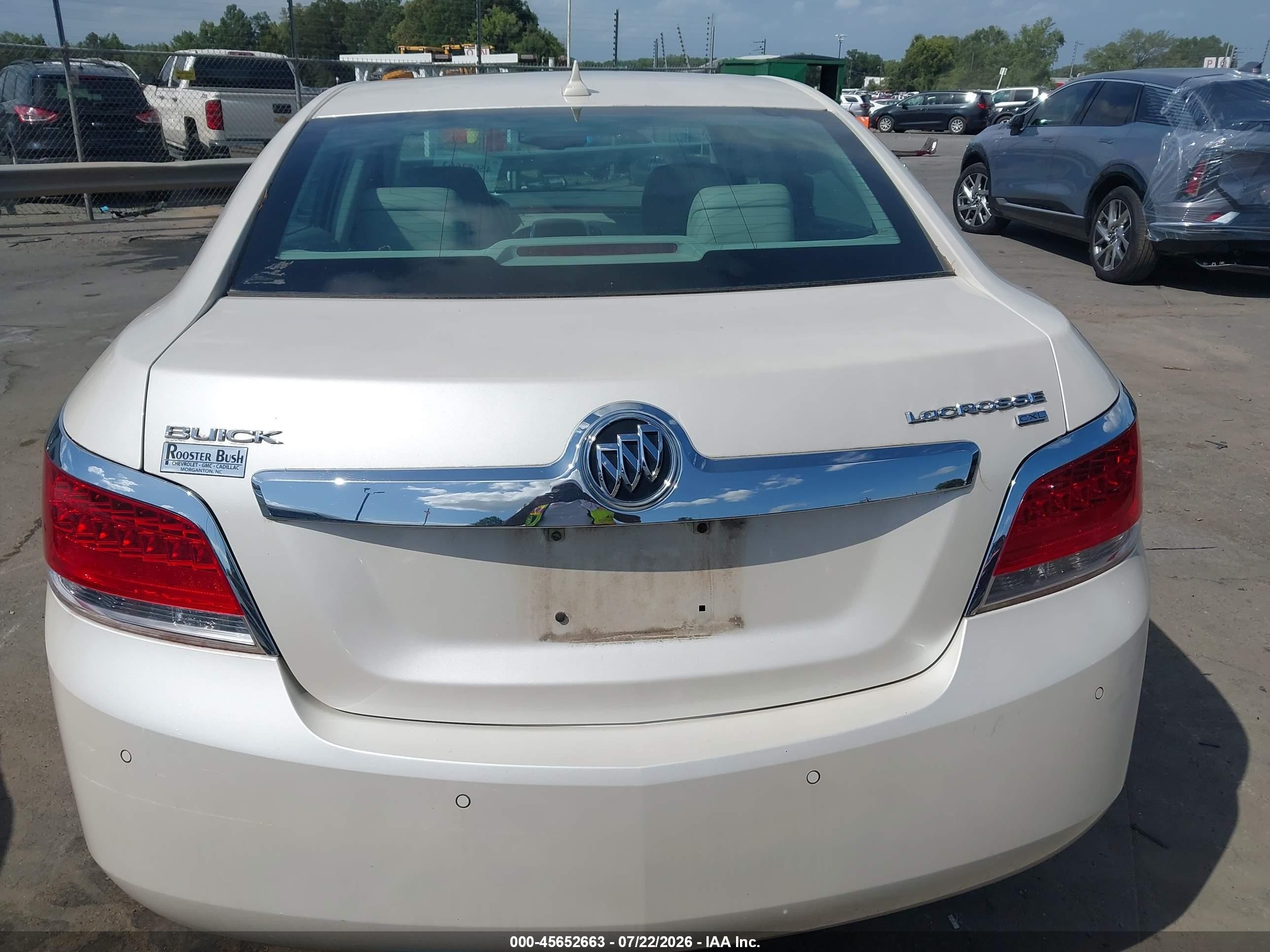 2011 Buick Lacrosse Cxl Кремовый vin: 1G4GC5GD7BF318432