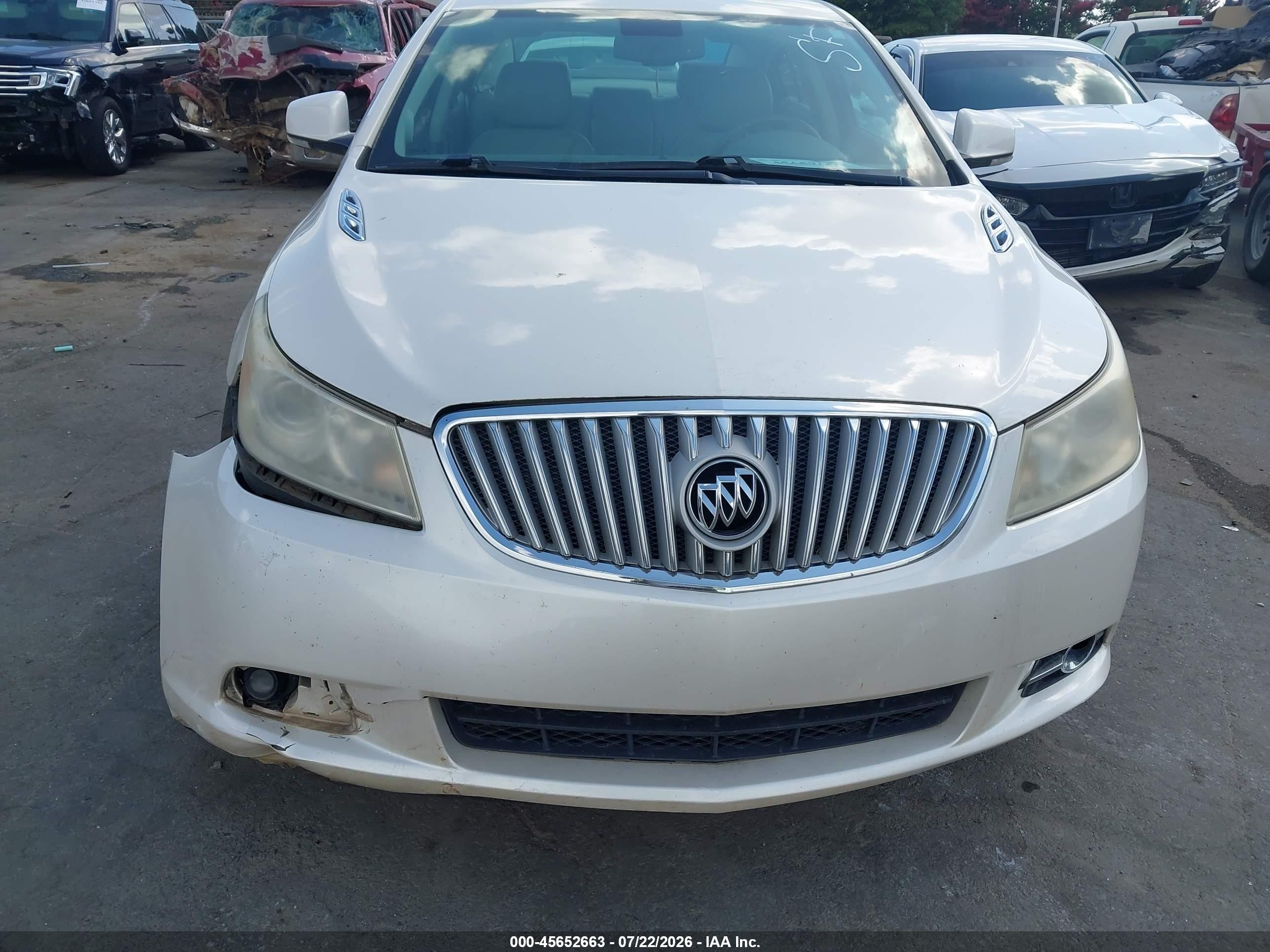 2011 Buick Lacrosse Cxl Кремовый vin: 1G4GC5GD7BF318432