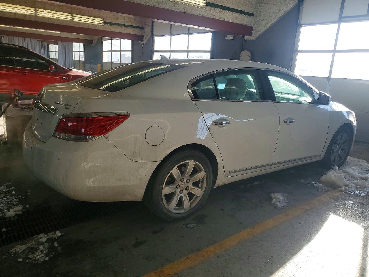 2011 Buick Lacrosse Cxl White vin: 1G4GC5GD9BF202732