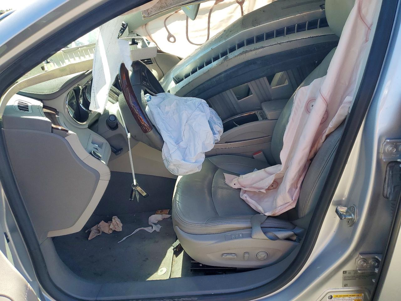 2010 Buick Lacrosse Cxl Silver vin: 1G4GC5GG2AF269424
