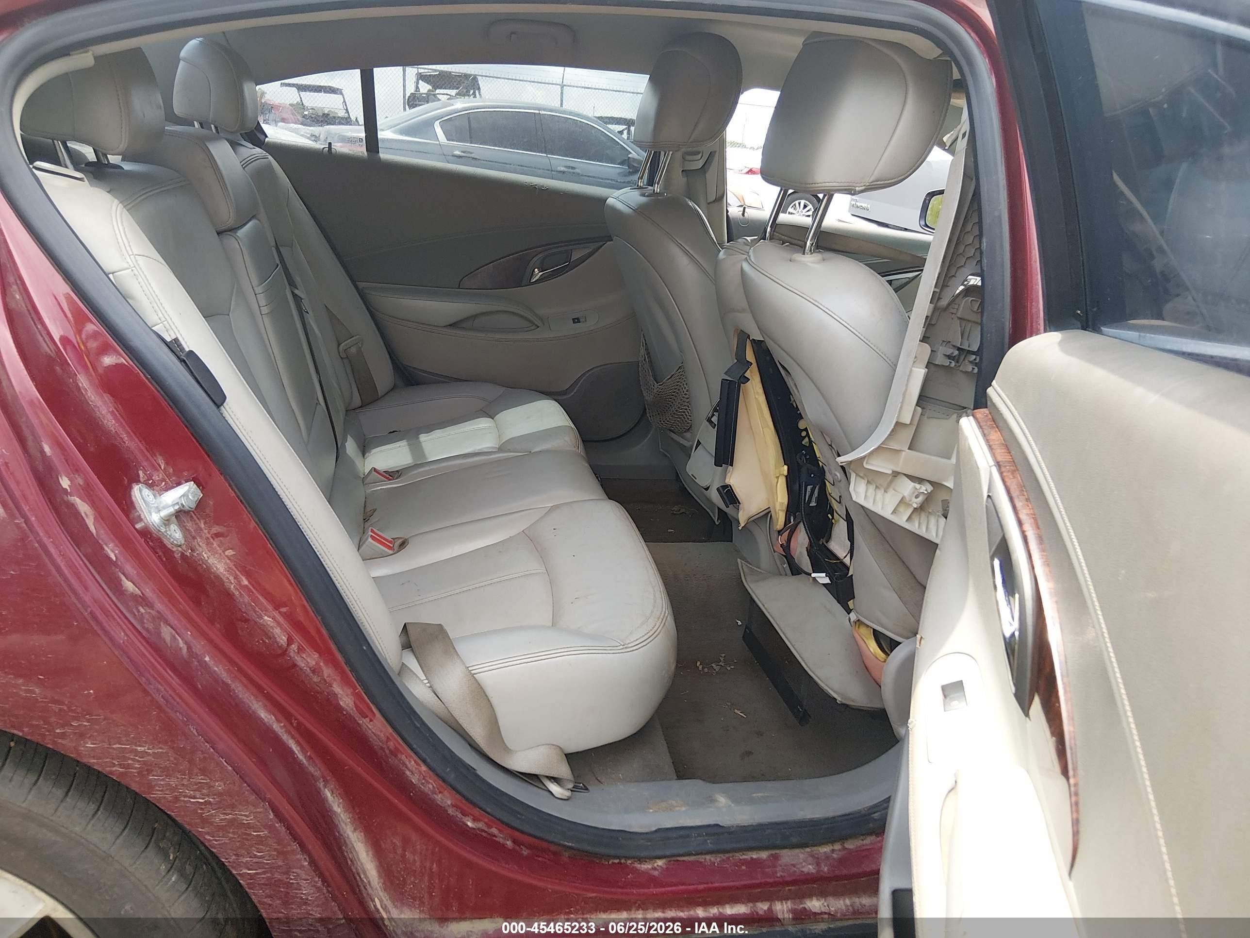 2010 Buick Lacrosse Cxl Red vin: 1G4GC5GG4AF131349