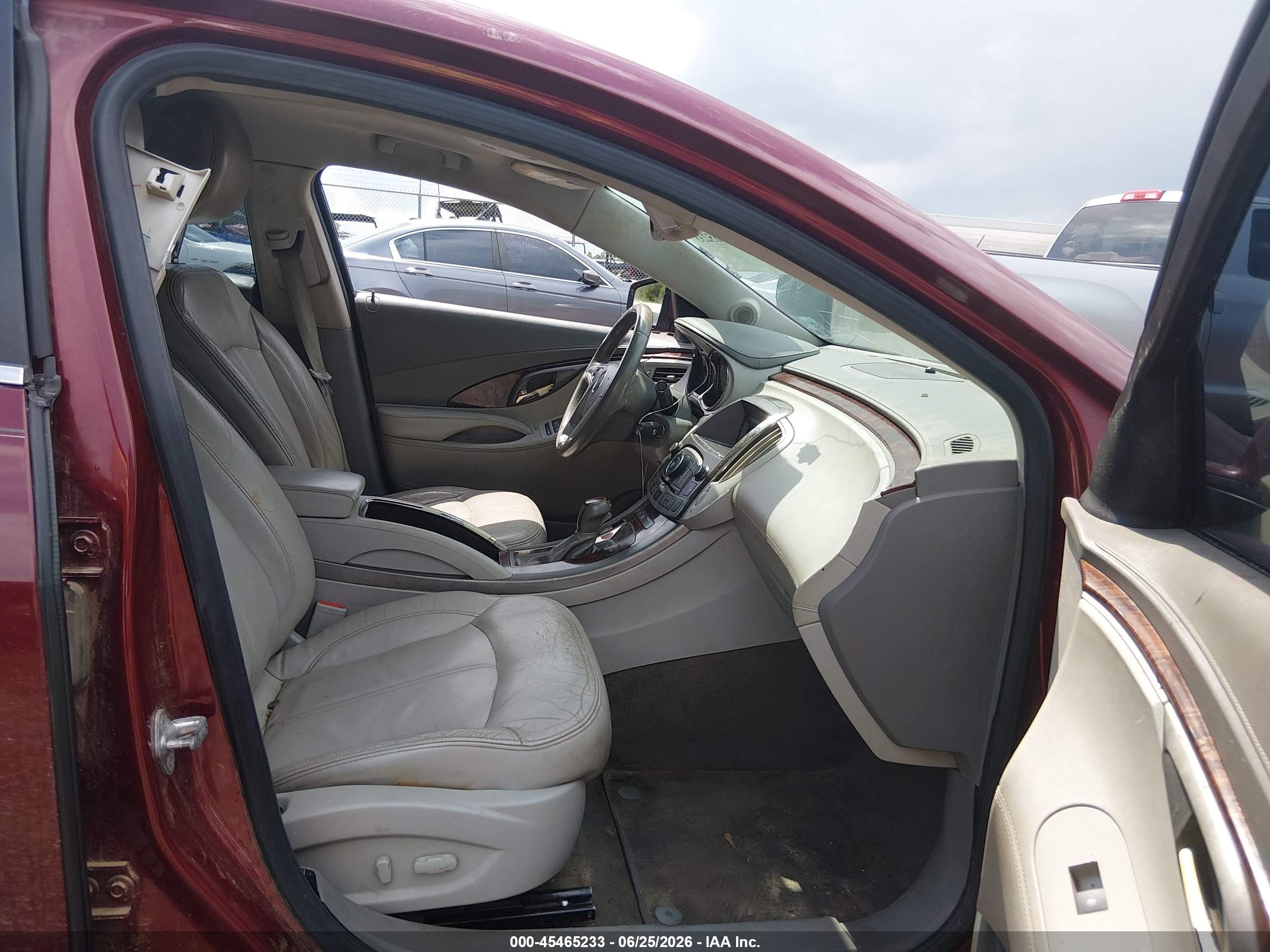 2010 Buick Lacrosse Cxl Red vin: 1G4GC5GG4AF131349