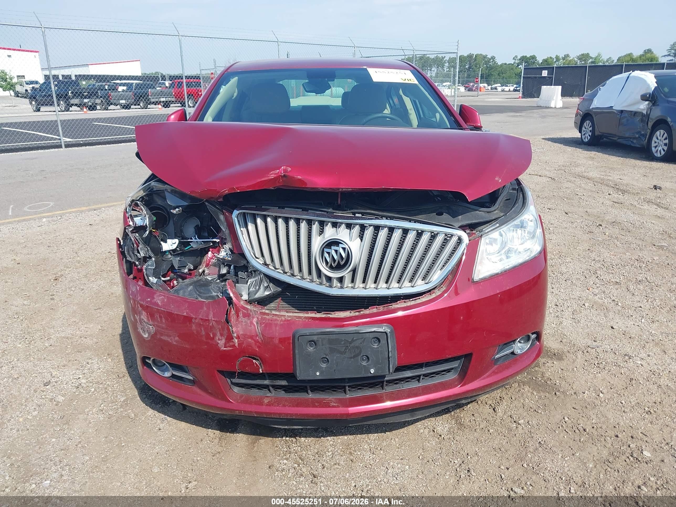 2010 Buick Lacrosse Cxl Red vin: 1G4GC5GG9AF325732