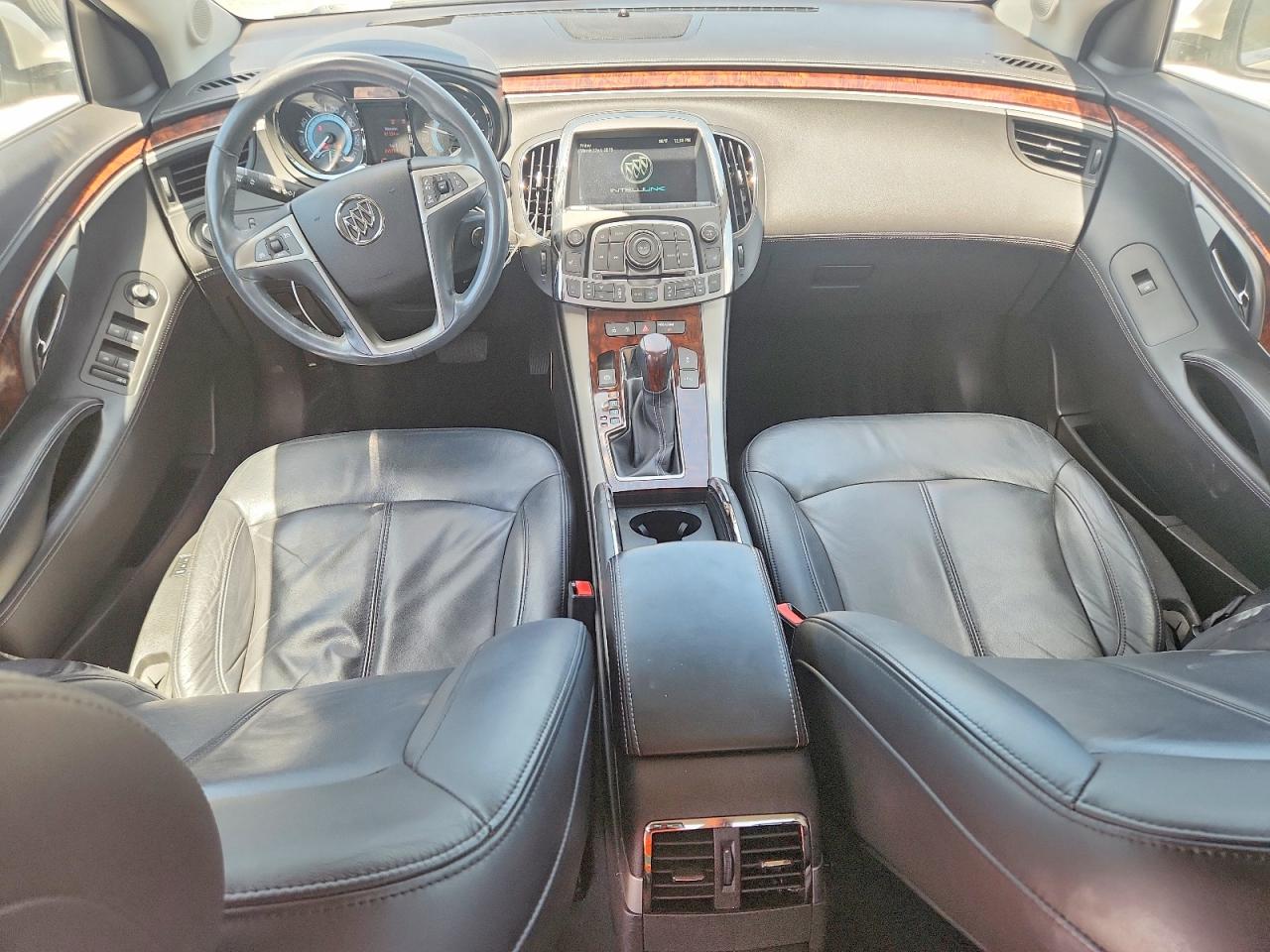 2013 Buick Lacrosse Beige vin: 1G4GC5GR0DF179193