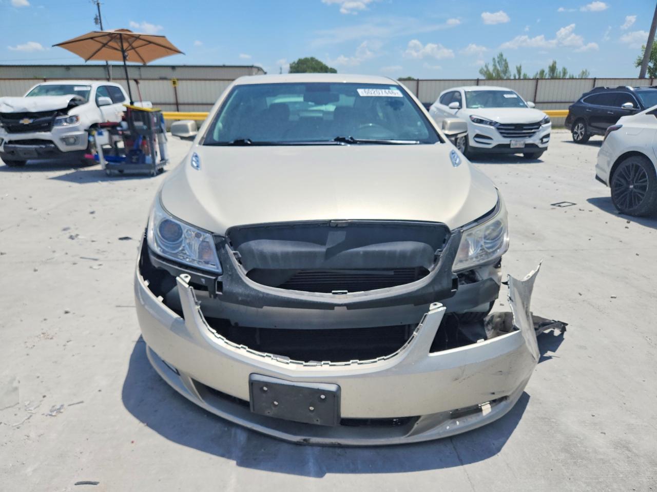 2013 Buick Lacrosse Beige vin: 1G4GC5GR0DF179193
