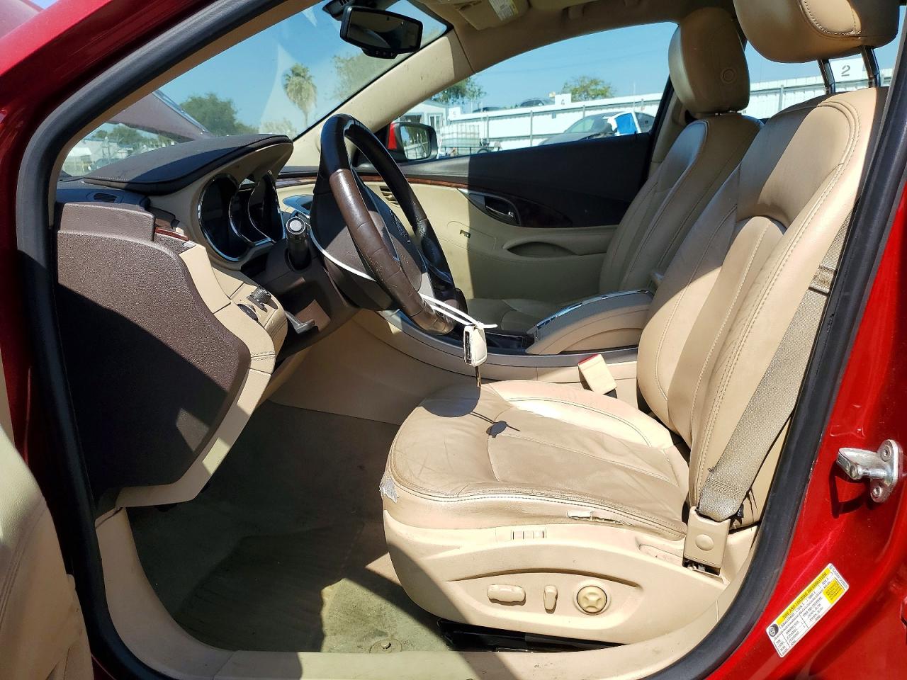 2013 Buick Lacrosse Red vin: 1G4GC5GR1DF255889