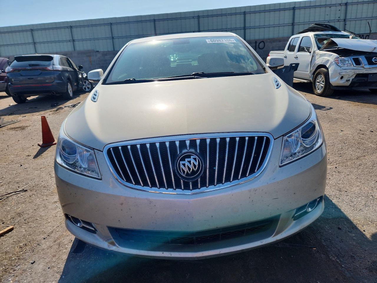 2013 Buick Lacrosse Beige vin: 1G4GC5GR8DF253136