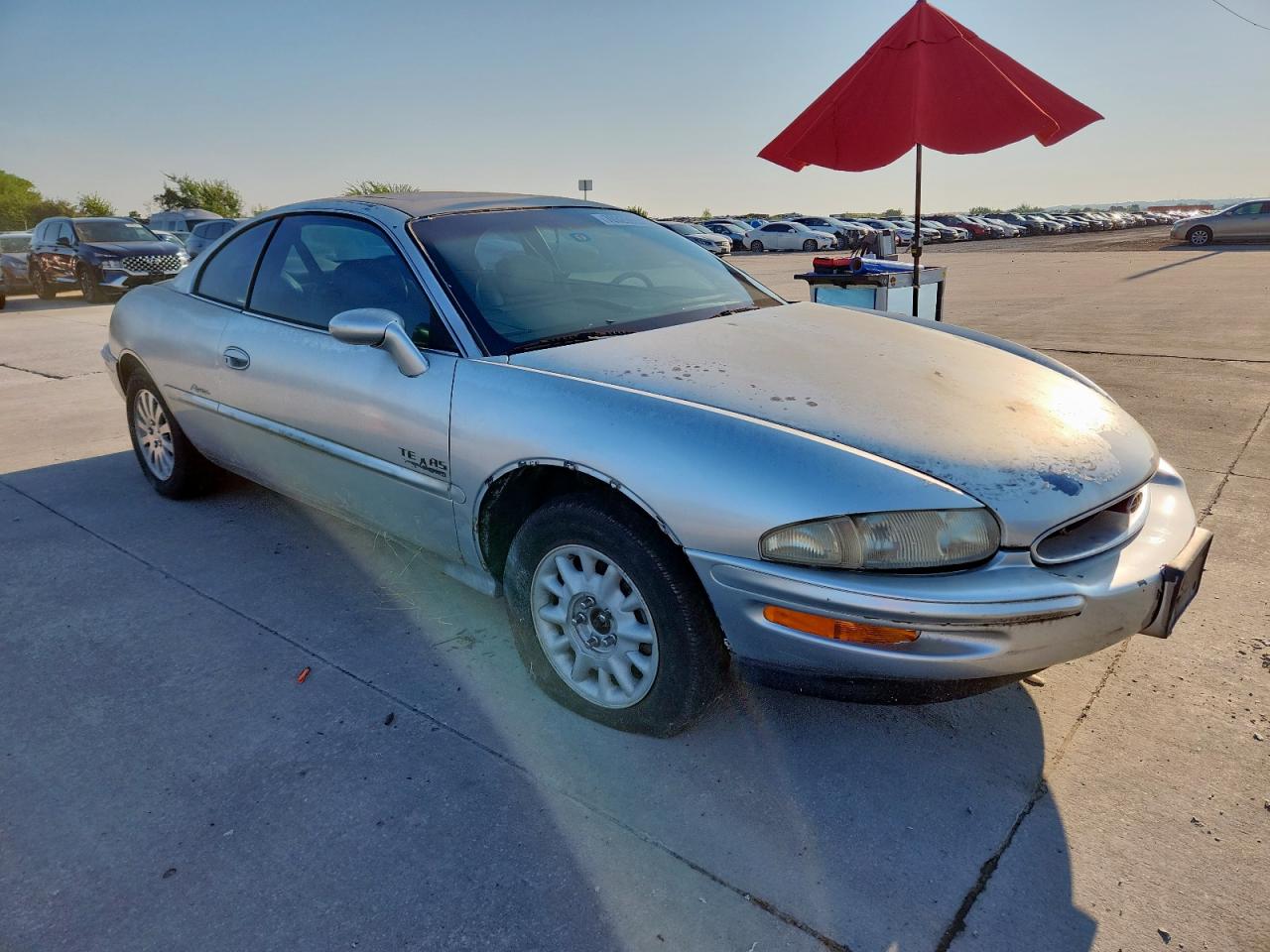 1997 Buick Riviera Серый vin: 1G4GD2211V4705731