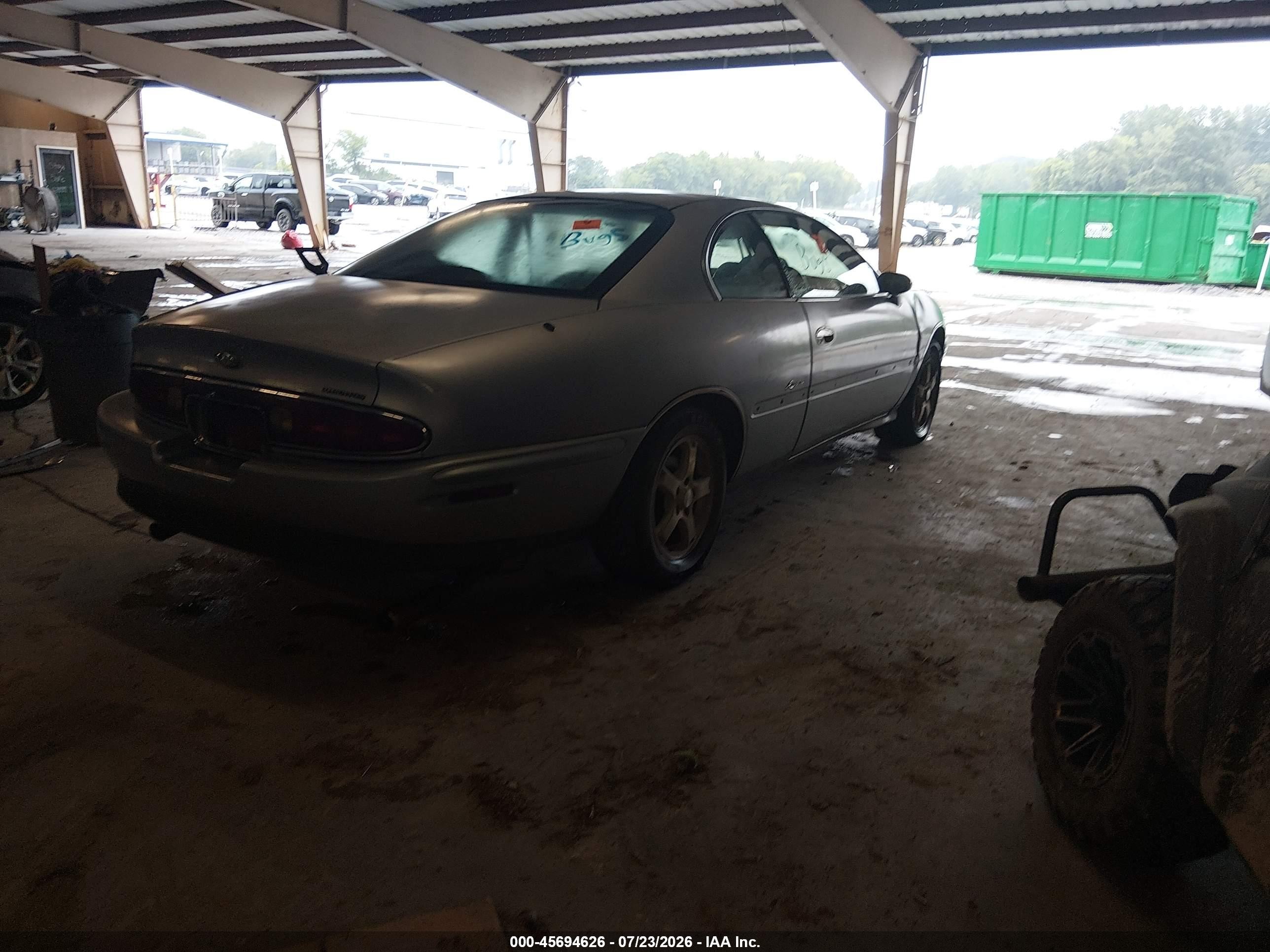 1997 Buick Riviera   Серый vin: 1G4GD2214V4708820
