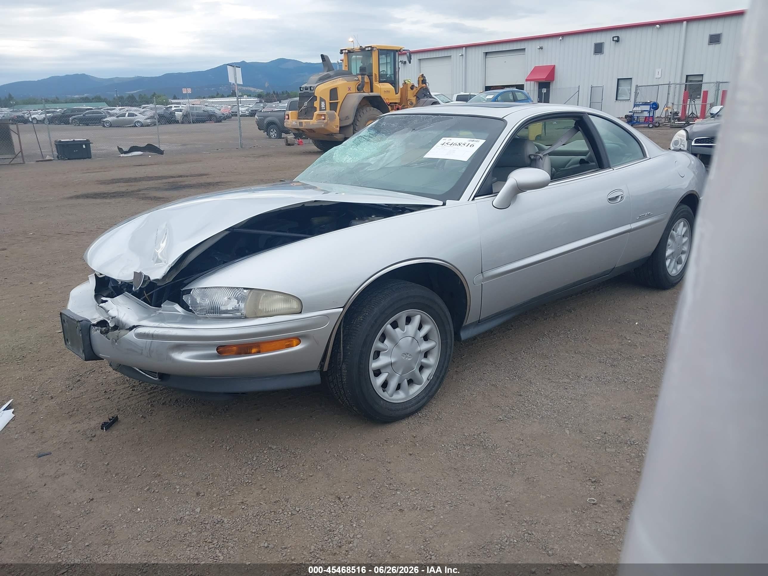 1999 Buick Riviera   Silver vin: 1G4GD2215X4700308