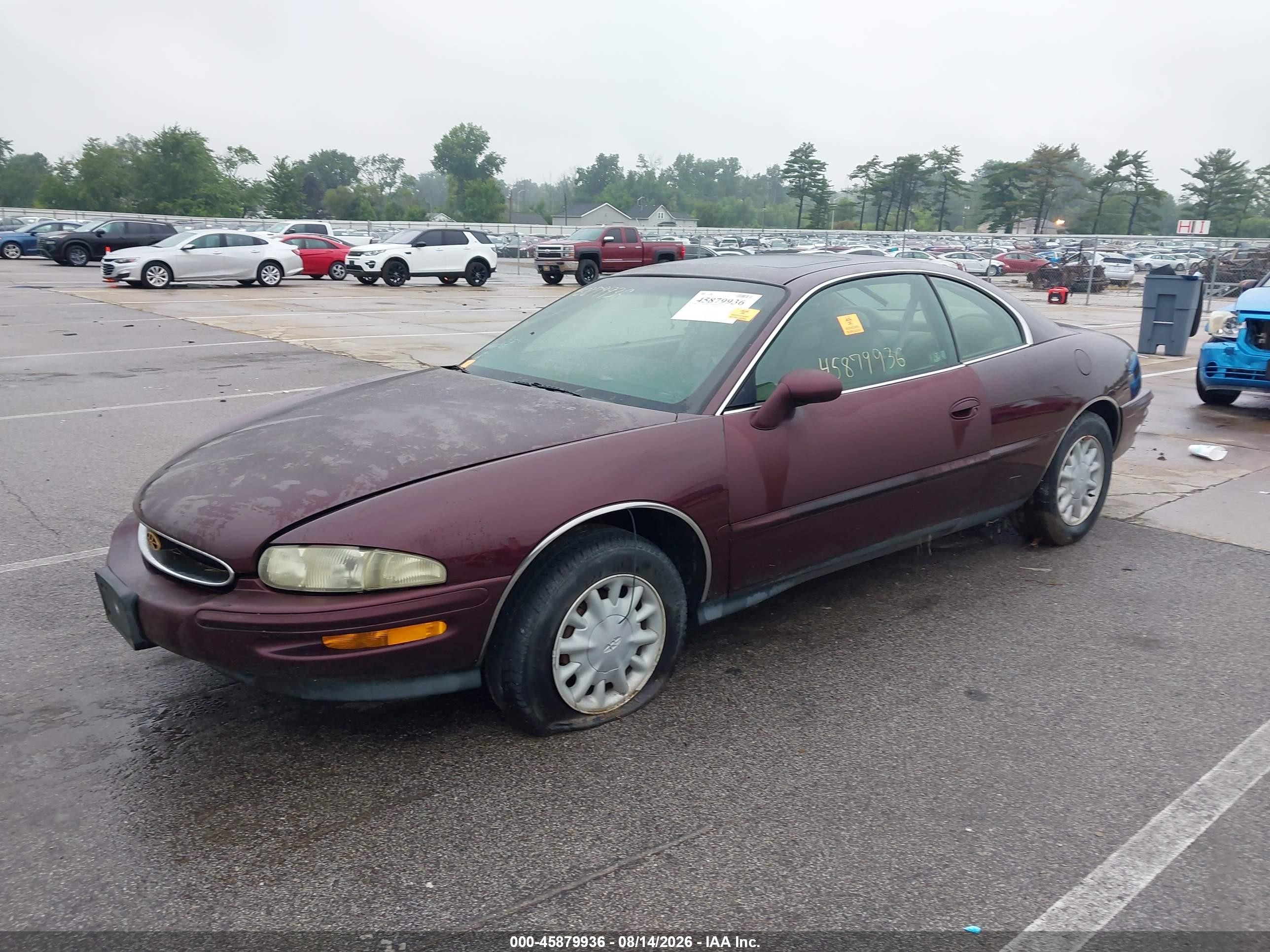 1995 Buick Riviera   Purple vin: 1G4GD2216S4727784