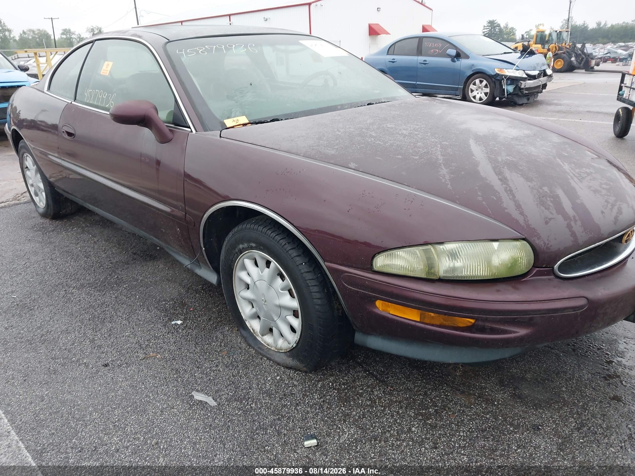 1995 Buick Riviera   Purple vin: 1G4GD2216S4727784