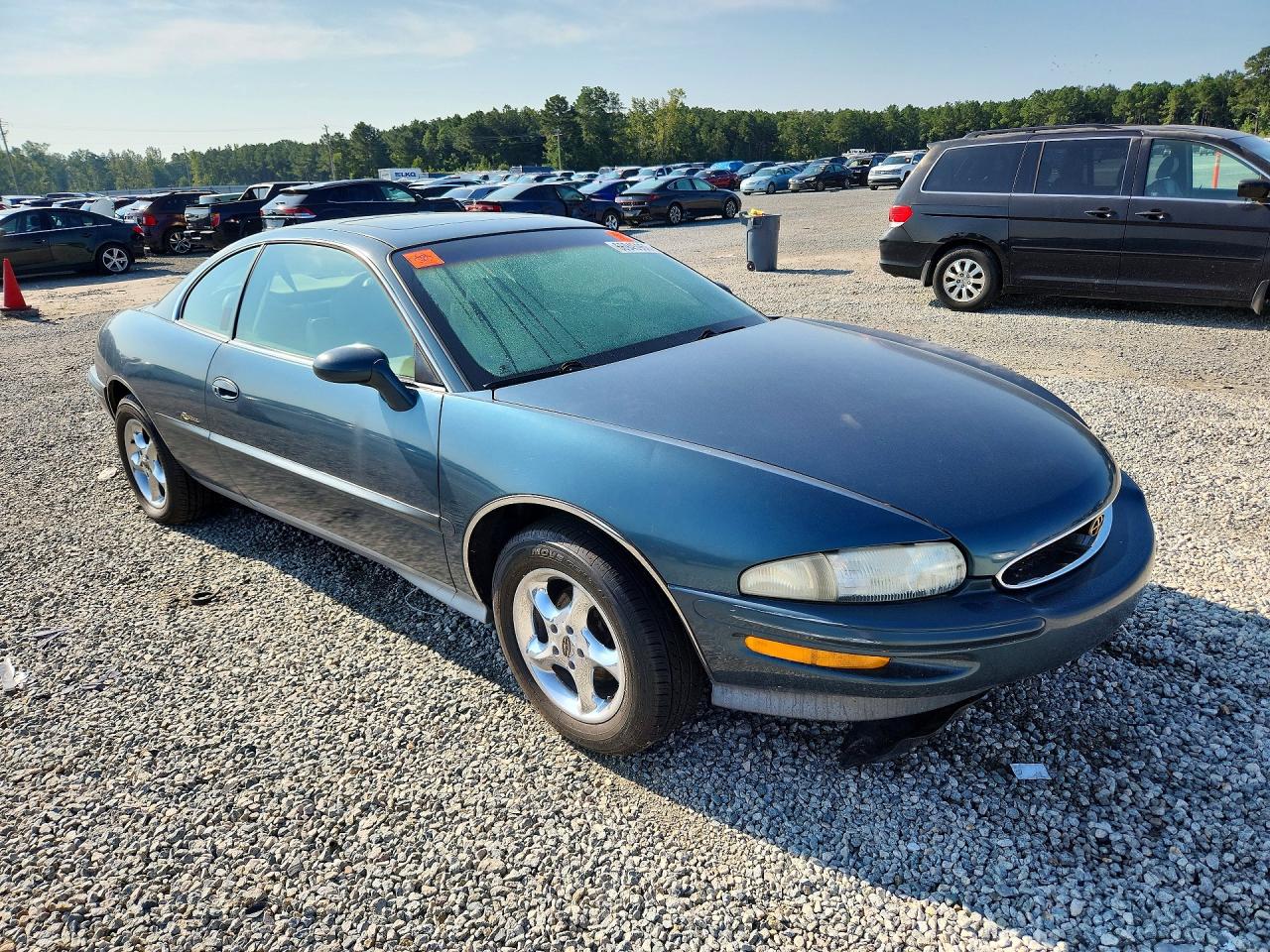 1995 Buick Riviera Blue vin: 1G4GD2216S4740048