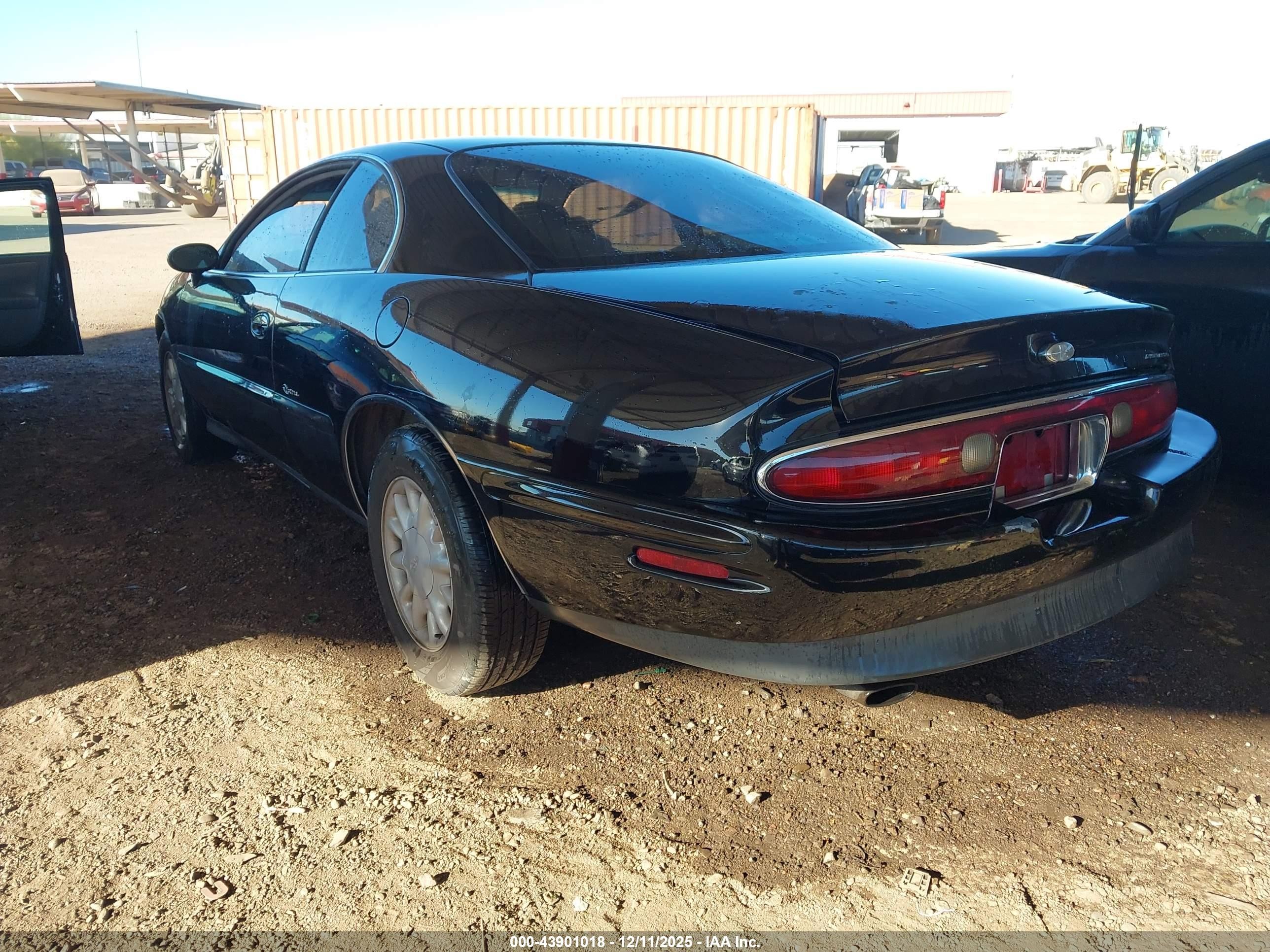 1997 Buick Riviera   Black vin: 1G4GD2216V4700993