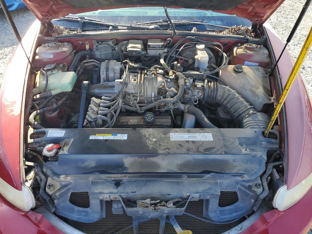 1997 Buick Riviera Red vin: 1G4GD2218V4715494