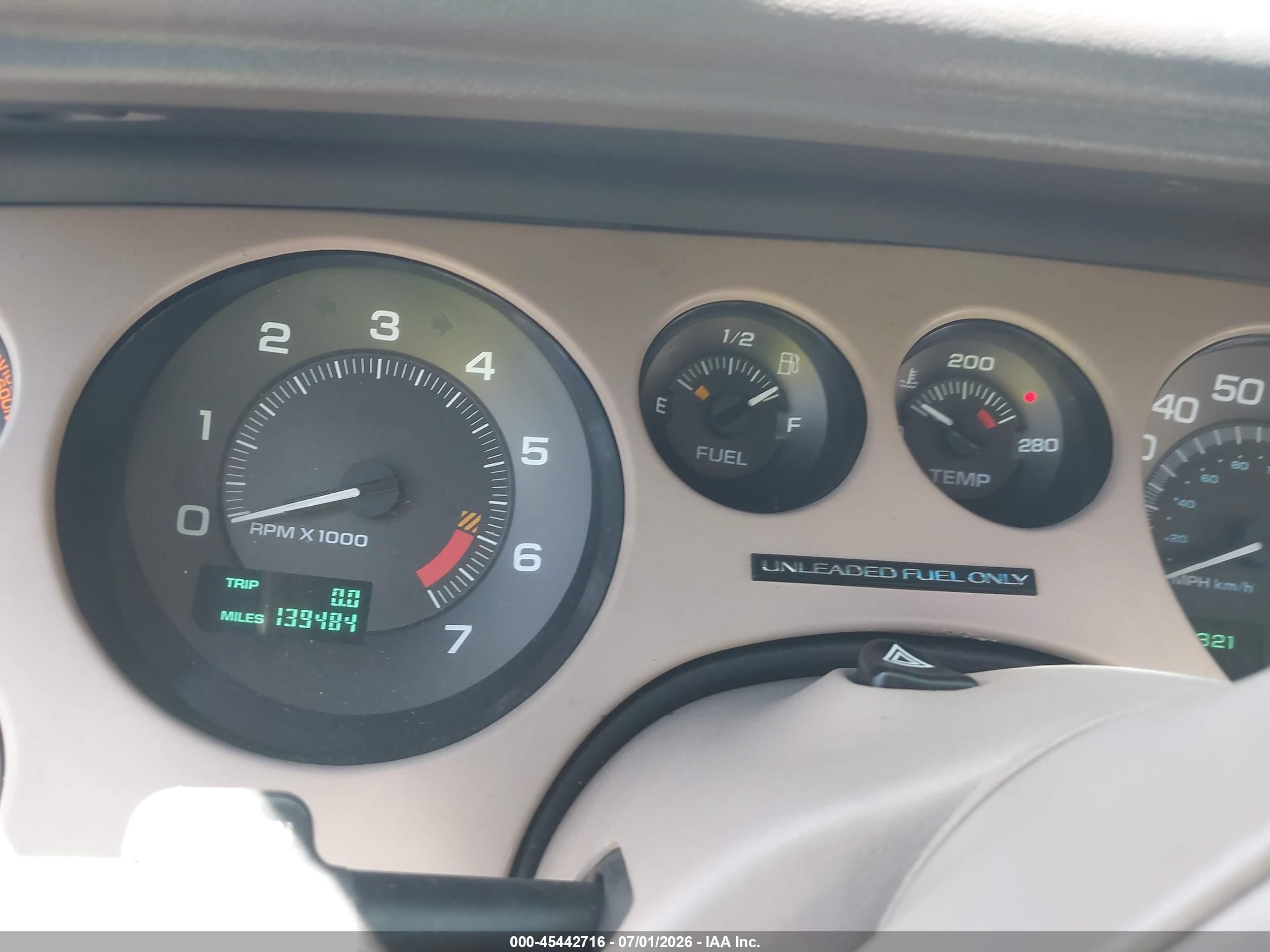 1995 Buick Riviera   Gold vin: 1G4GD2219S4713006