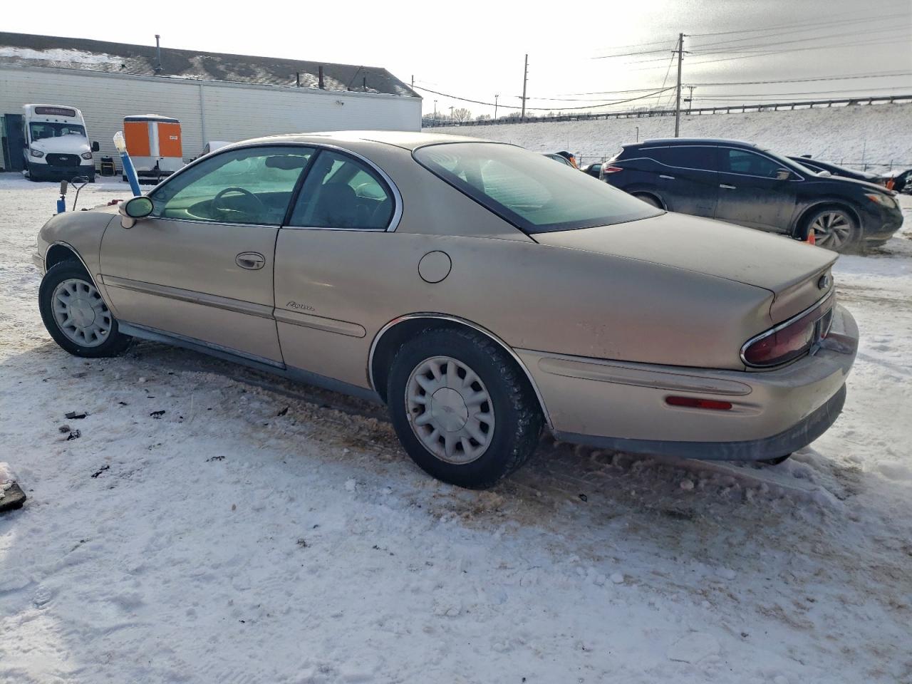 1998 Buick Riviera Tan vin: 1G4GD221XW4707222