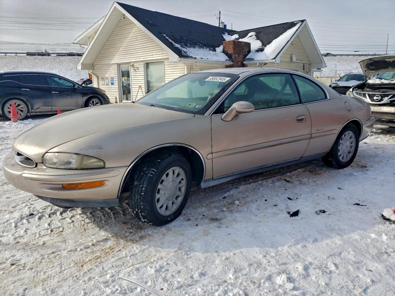 1998 Buick Riviera Желто-коричневый vin: 1G4GD221XW4707222