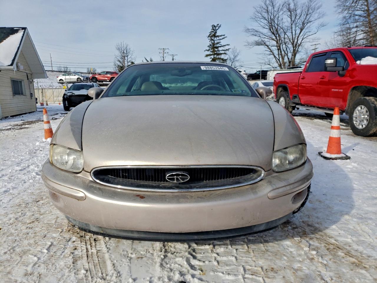 1998 Buick Riviera Tan vin: 1G4GD221XW4707222