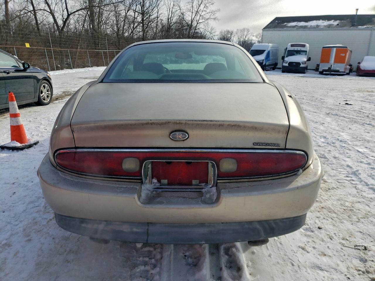 1998 Buick Riviera Tan vin: 1G4GD221XW4707222