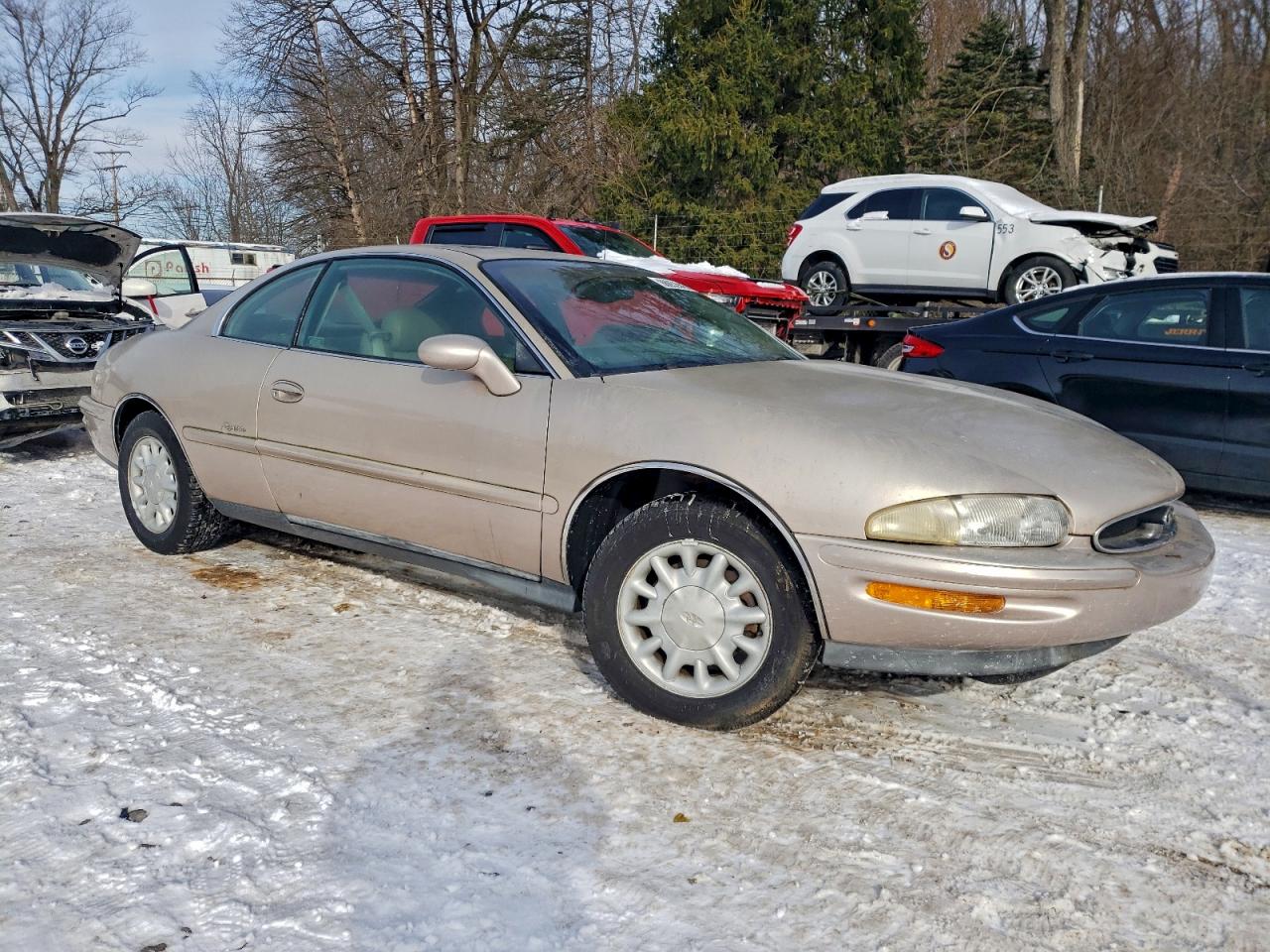 1998 Buick Riviera Tan vin: 1G4GD221XW4707222