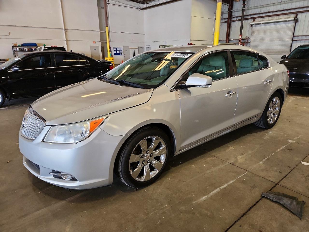 2012 Buick Lacrosse Premium Серебряный vin: 1G4GD5E30CF161089