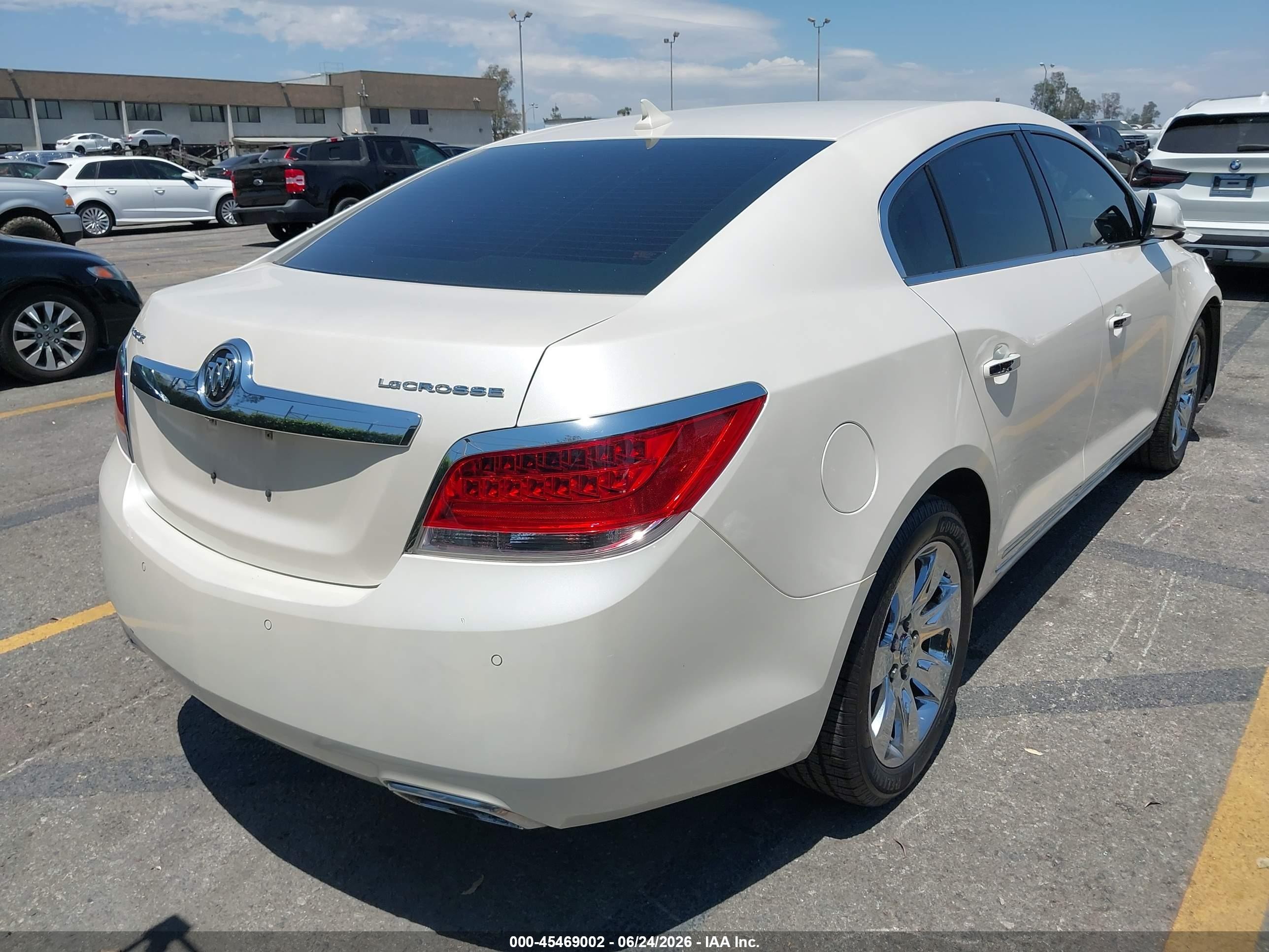 2012 Buick Lacrosse Premium 1 Group White vin: 1G4GD5E33CF375638