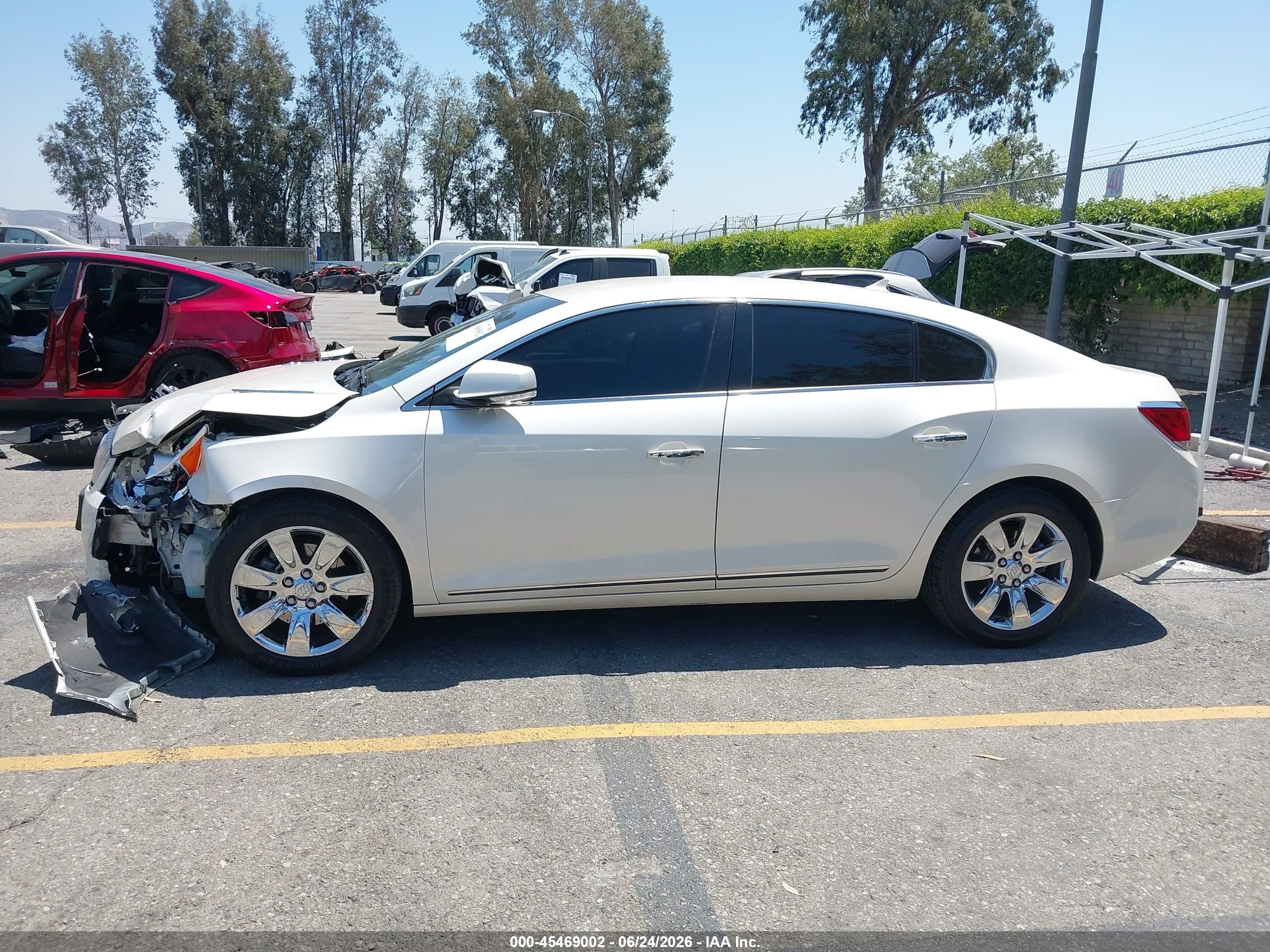2012 Buick Lacrosse Premium 1 Group White vin: 1G4GD5E33CF375638