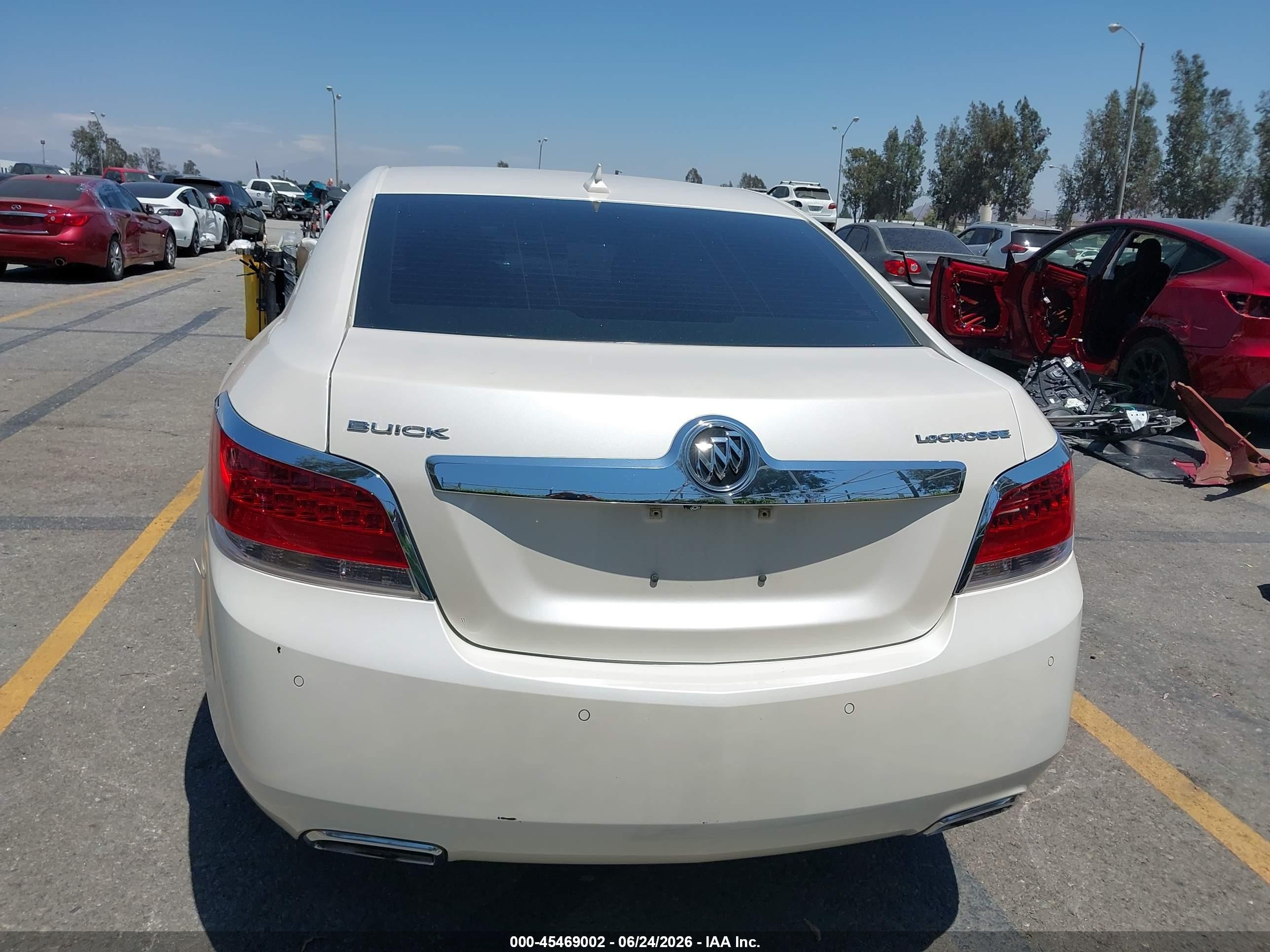 2012 Buick Lacrosse Premium 1 Group White vin: 1G4GD5E33CF375638