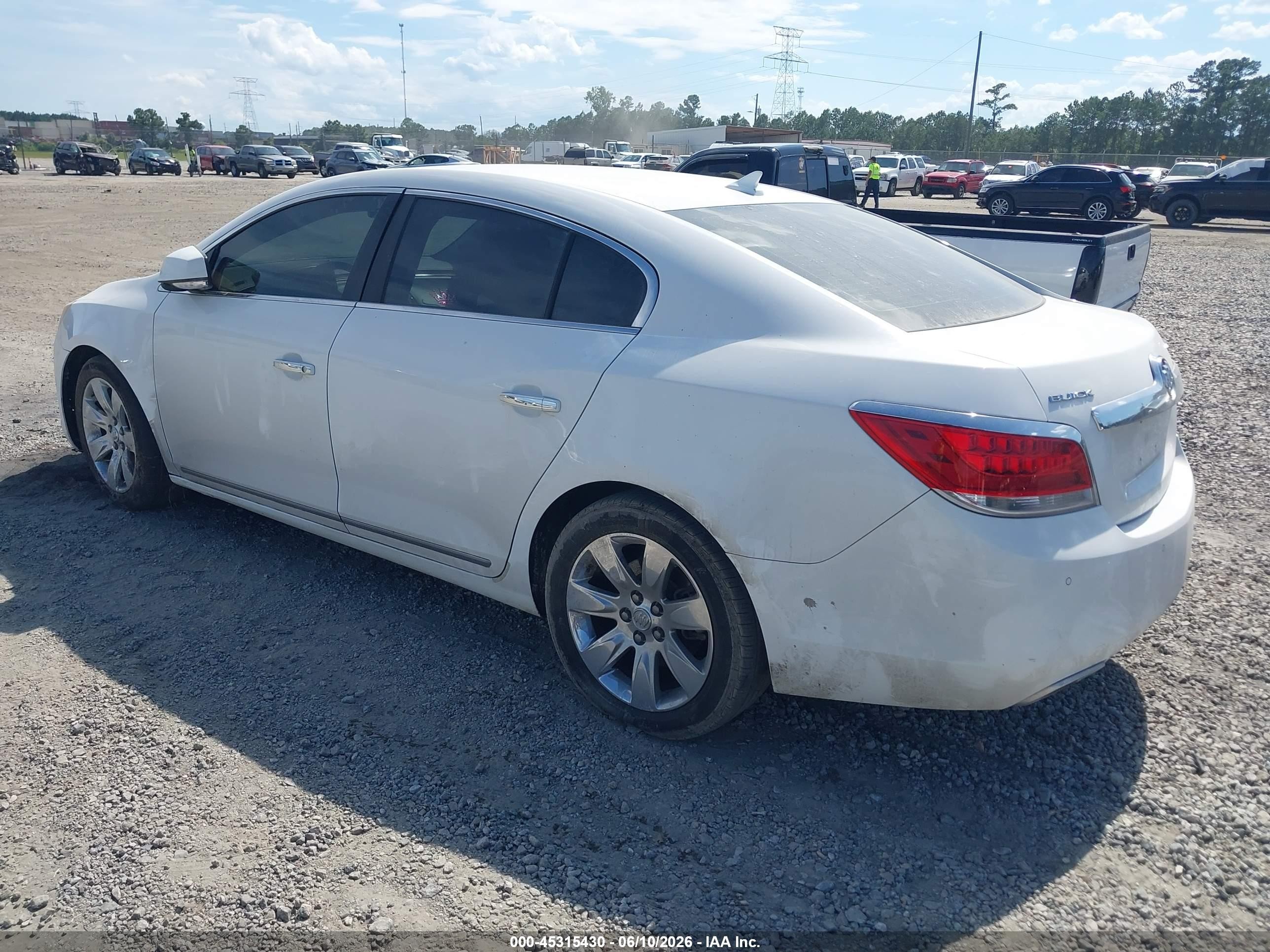 2012 Buick Lacrosse Premium 1 Group White vin: 1G4GD5E34CF365166