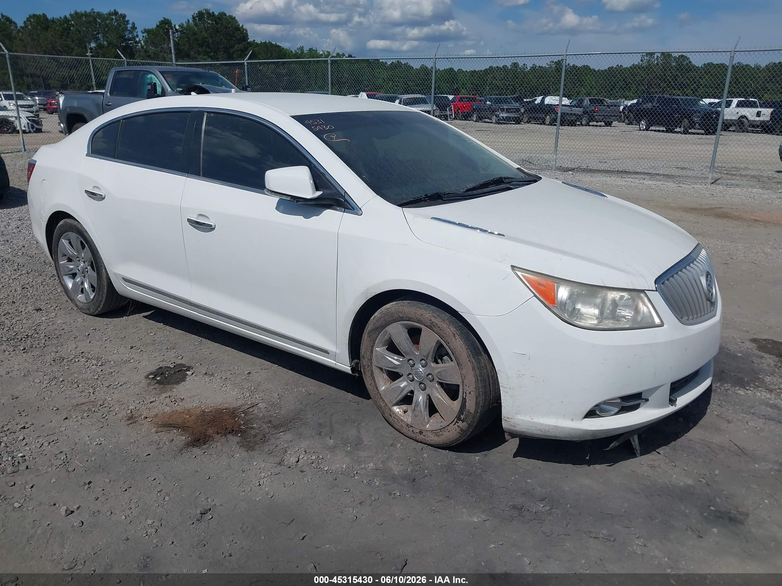 2012 Buick Lacrosse Premium 1 Group White vin: 1G4GD5E34CF365166