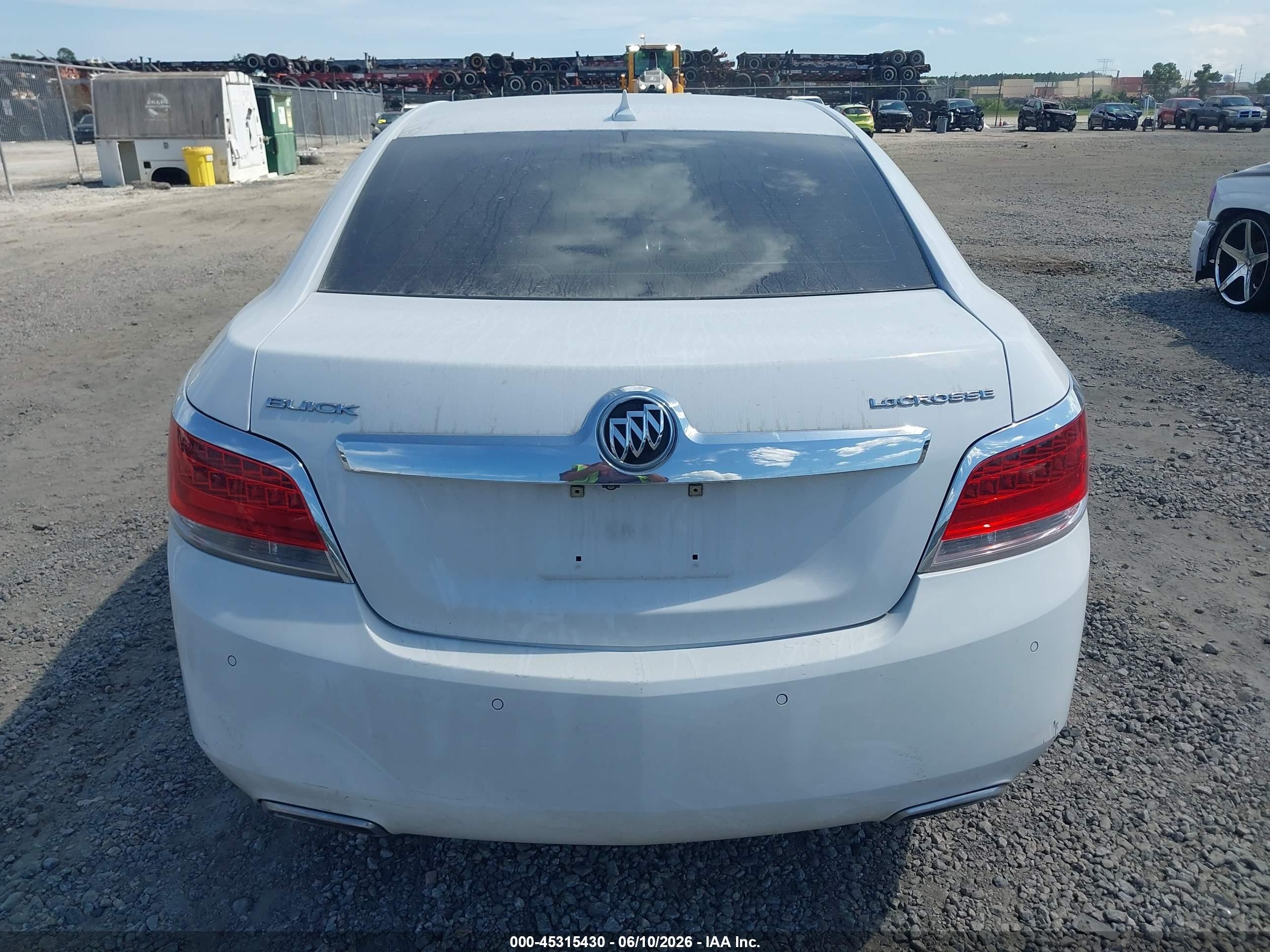 2012 Buick Lacrosse Premium 1 Group White vin: 1G4GD5E34CF365166