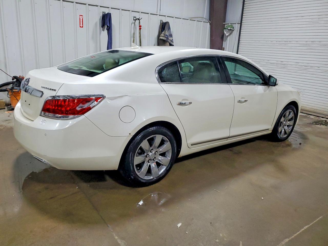 2012 Buick Lacrosse Premium White vin: 1G4GD5E35CF192712