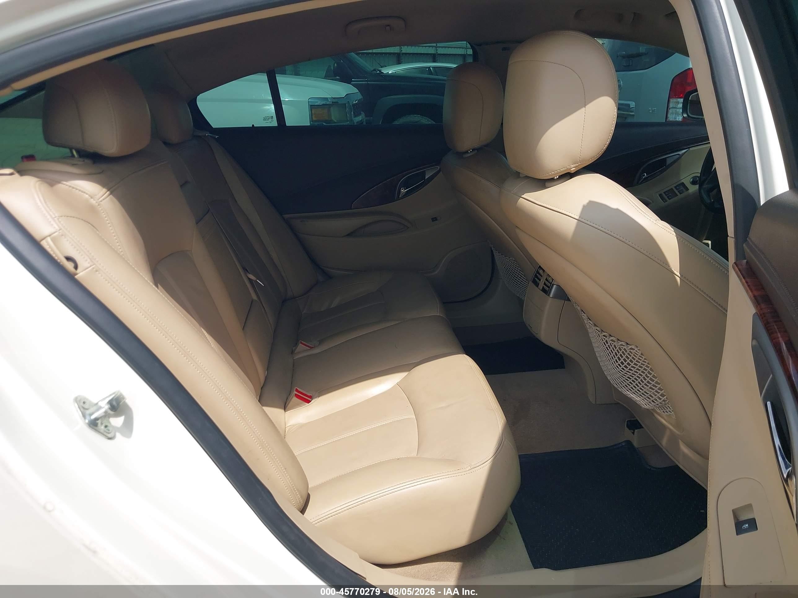2012 Buick Lacrosse Premium 1 Group White vin: 1G4GD5E37CF170212