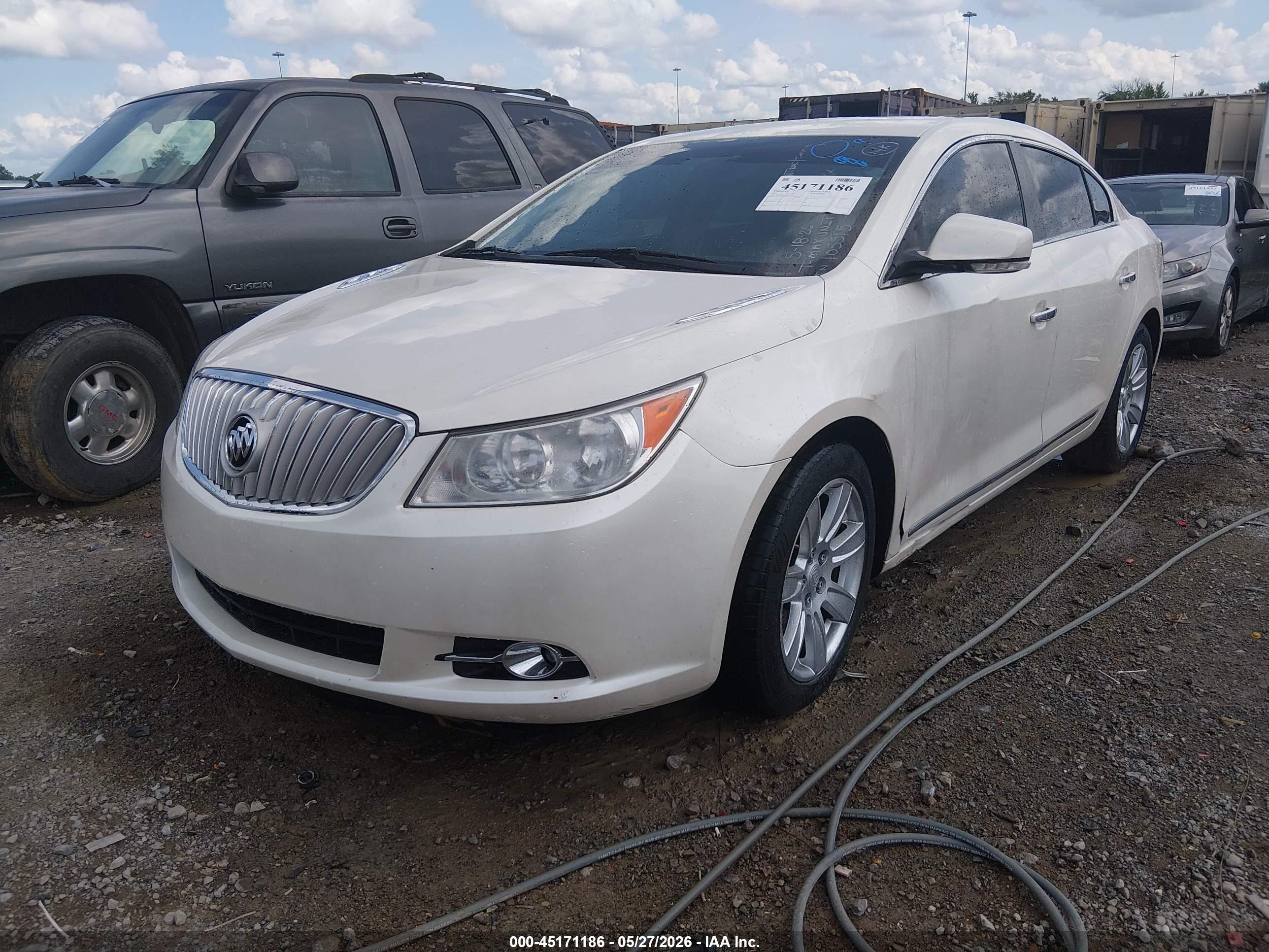 2012 Buick Lacrosse Premium 1 Group White vin: 1G4GD5E38CF105515