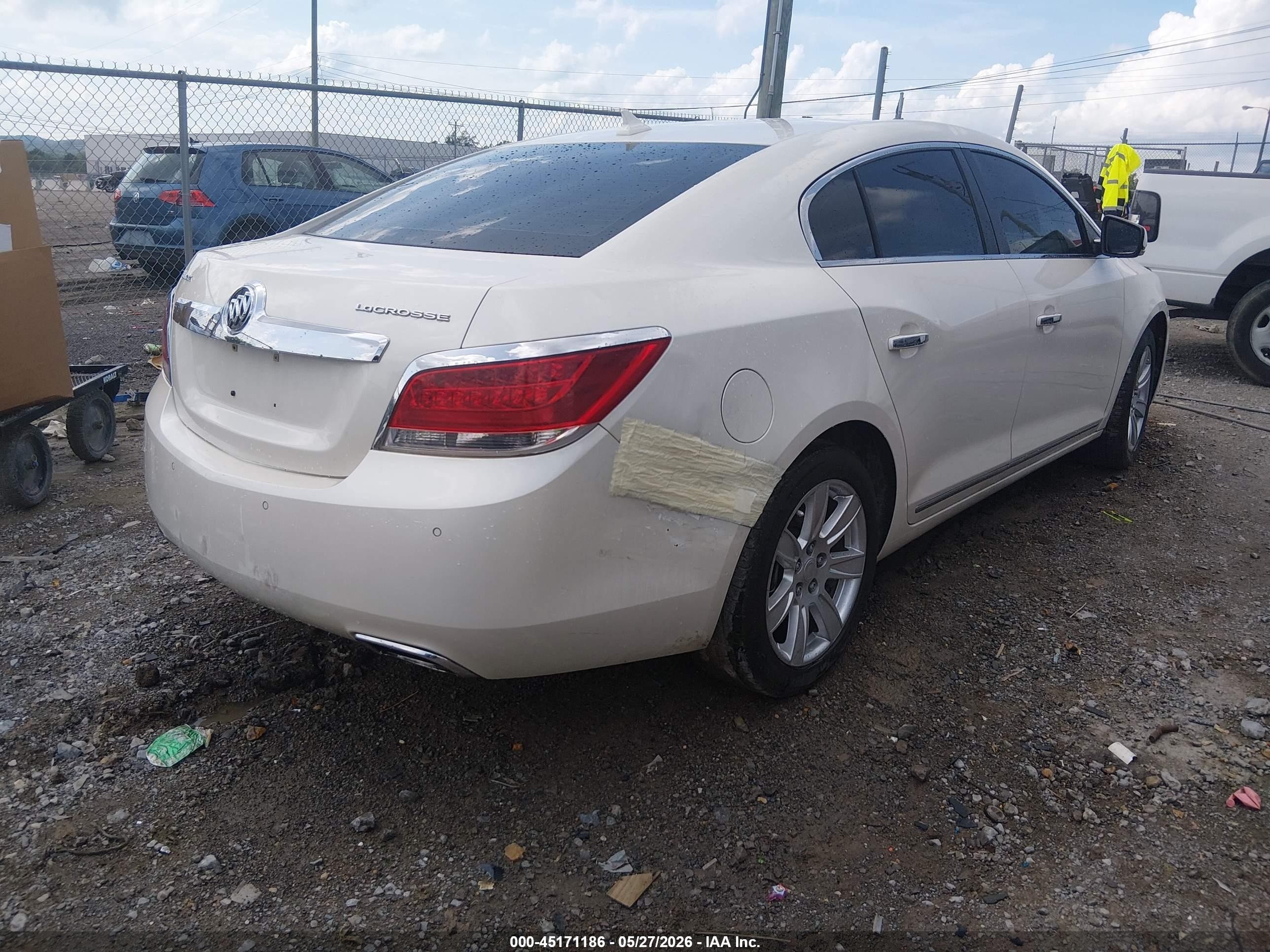 2012 Buick Lacrosse Premium 1 Group White vin: 1G4GD5E38CF105515