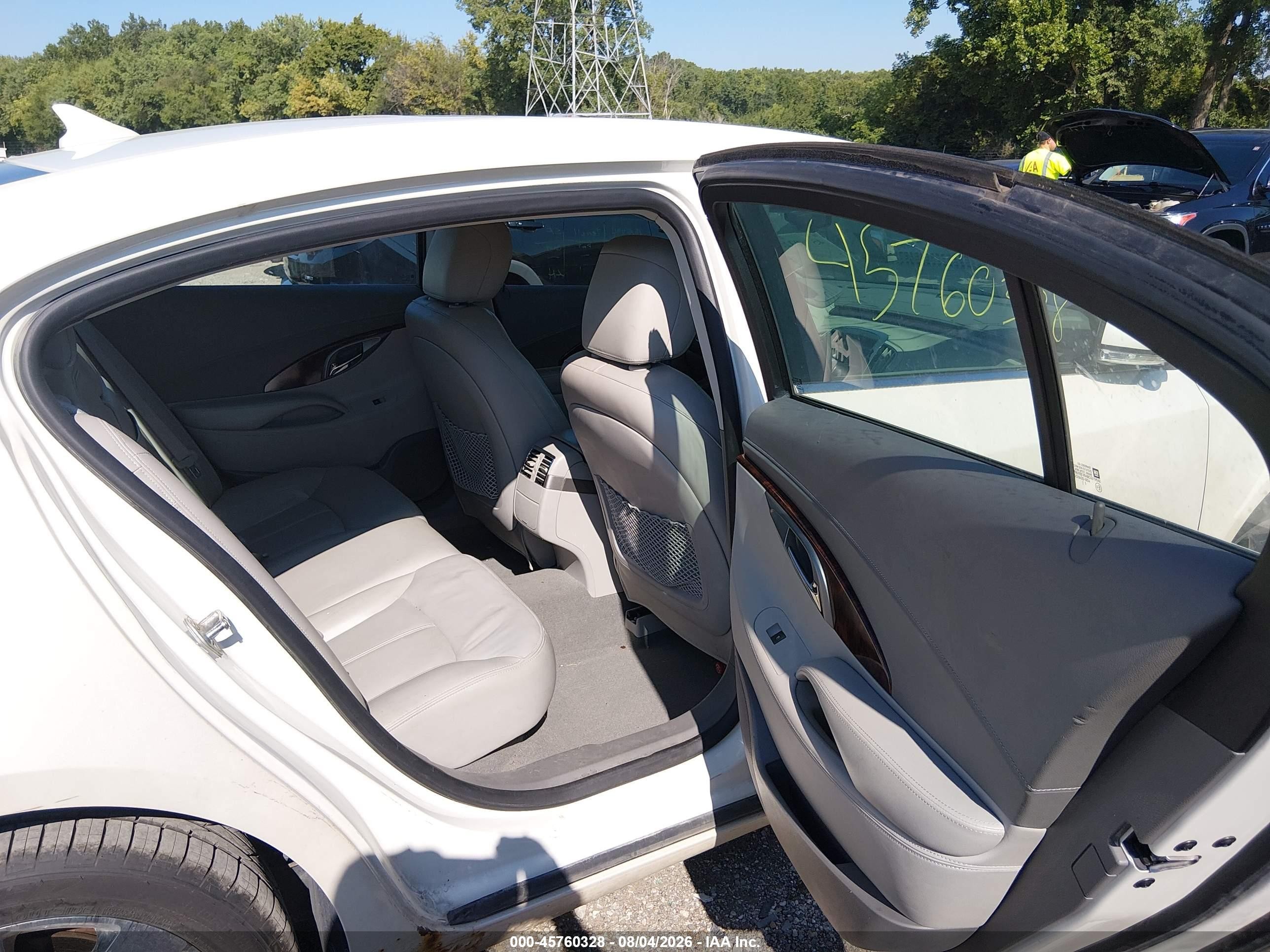 2012 Buick Lacrosse Premium 1 Group White vin: 1G4GD5E38CF137879