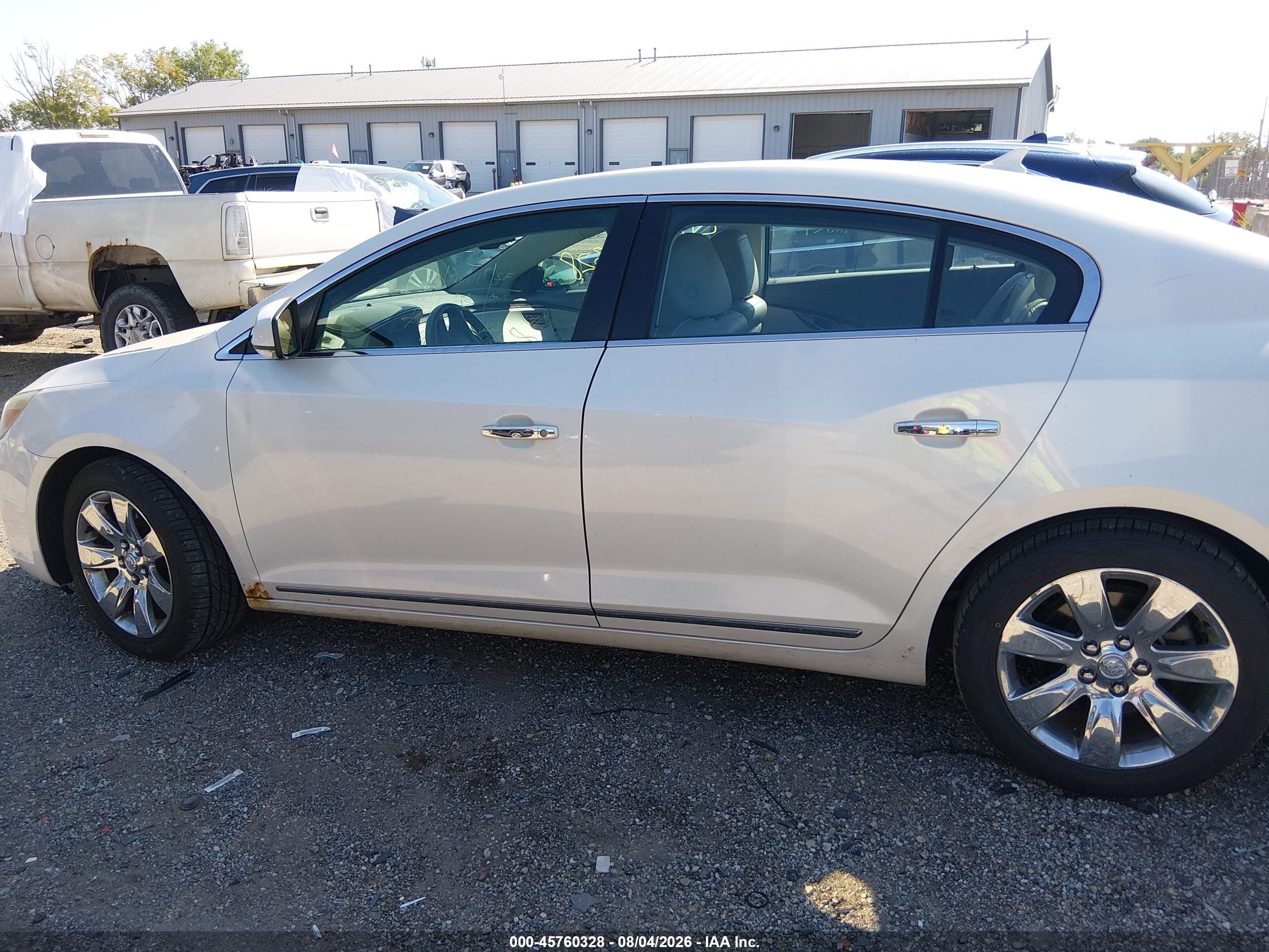 2012 Buick Lacrosse Premium 1 Group White vin: 1G4GD5E38CF137879
