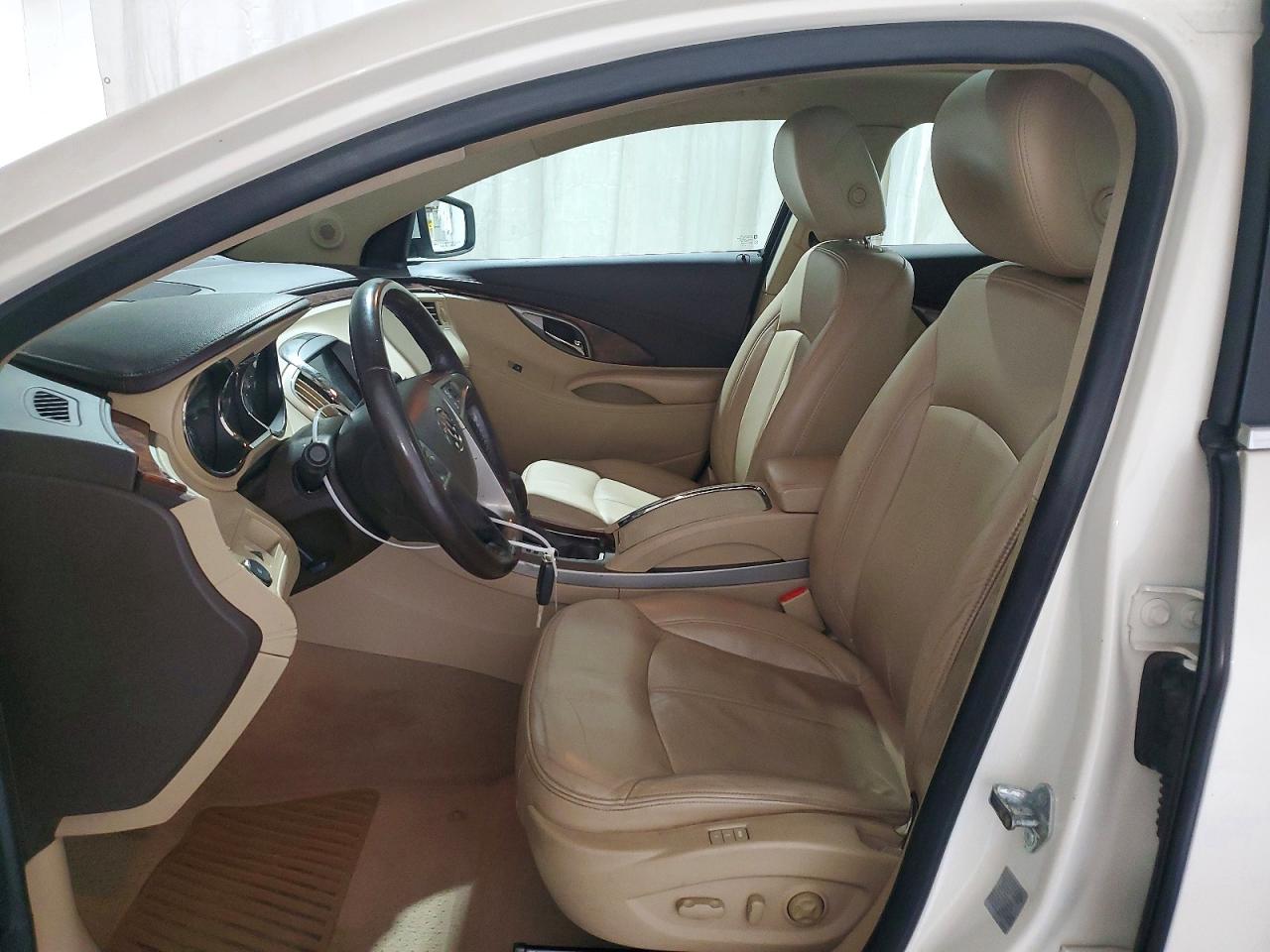 2012 Buick Lacrosse Premium White vin: 1G4GD5E38CF347009