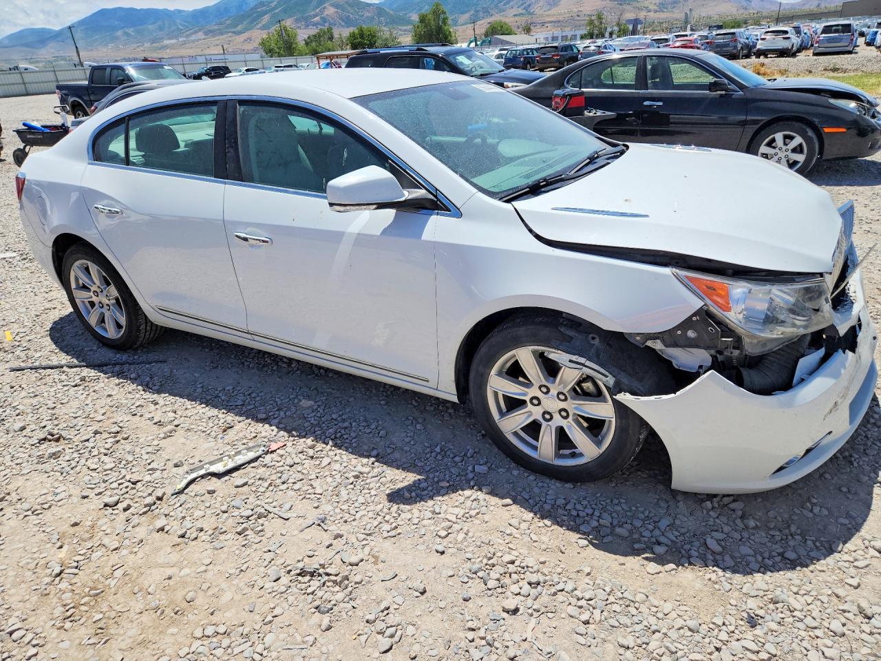 2012 Buick Lacrosse Premium White vin: 1G4GD5E39CF137258