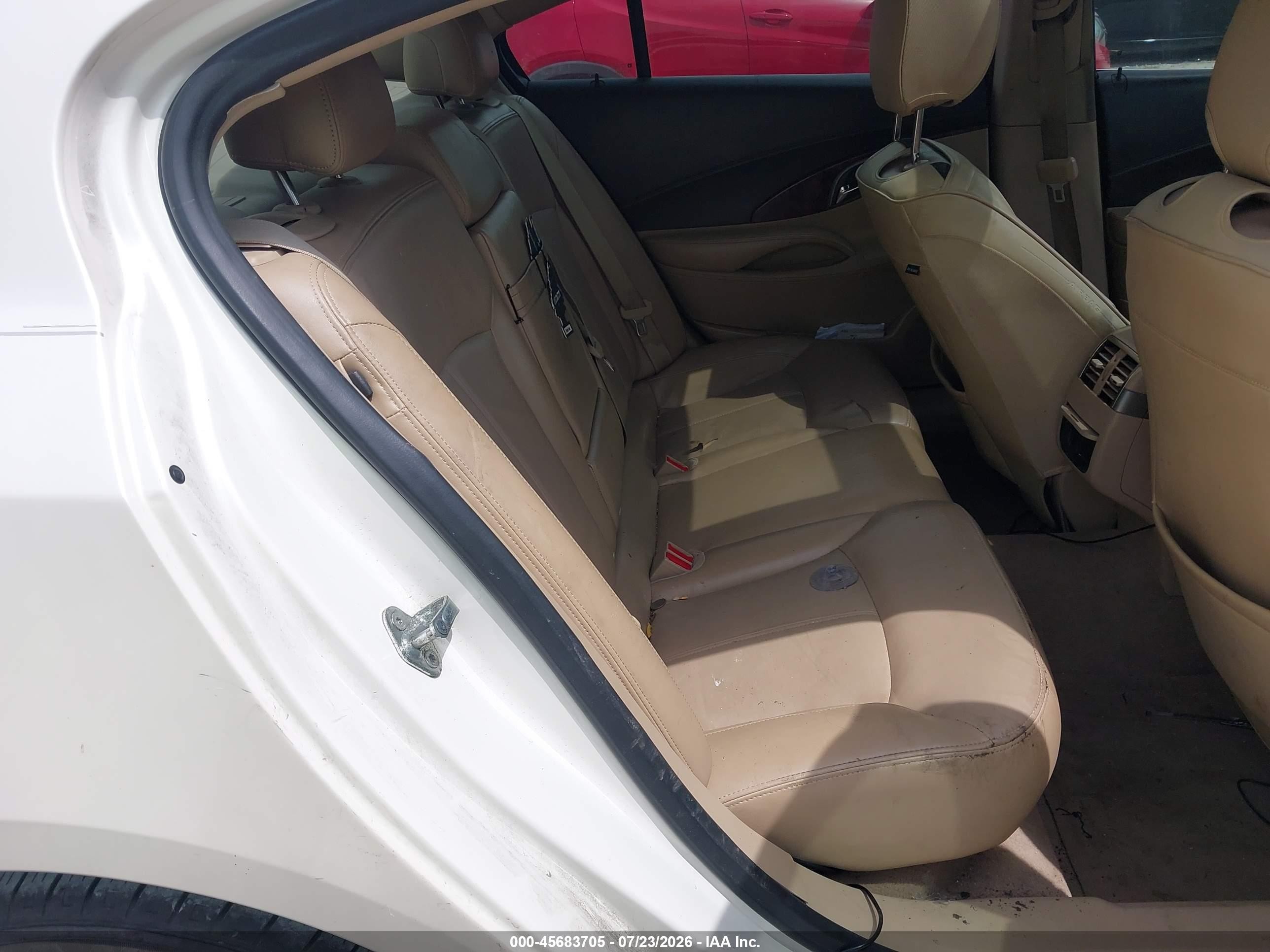 2012 Buick Lacrosse Premium 1 Group White vin: 1G4GD5E39CF356379