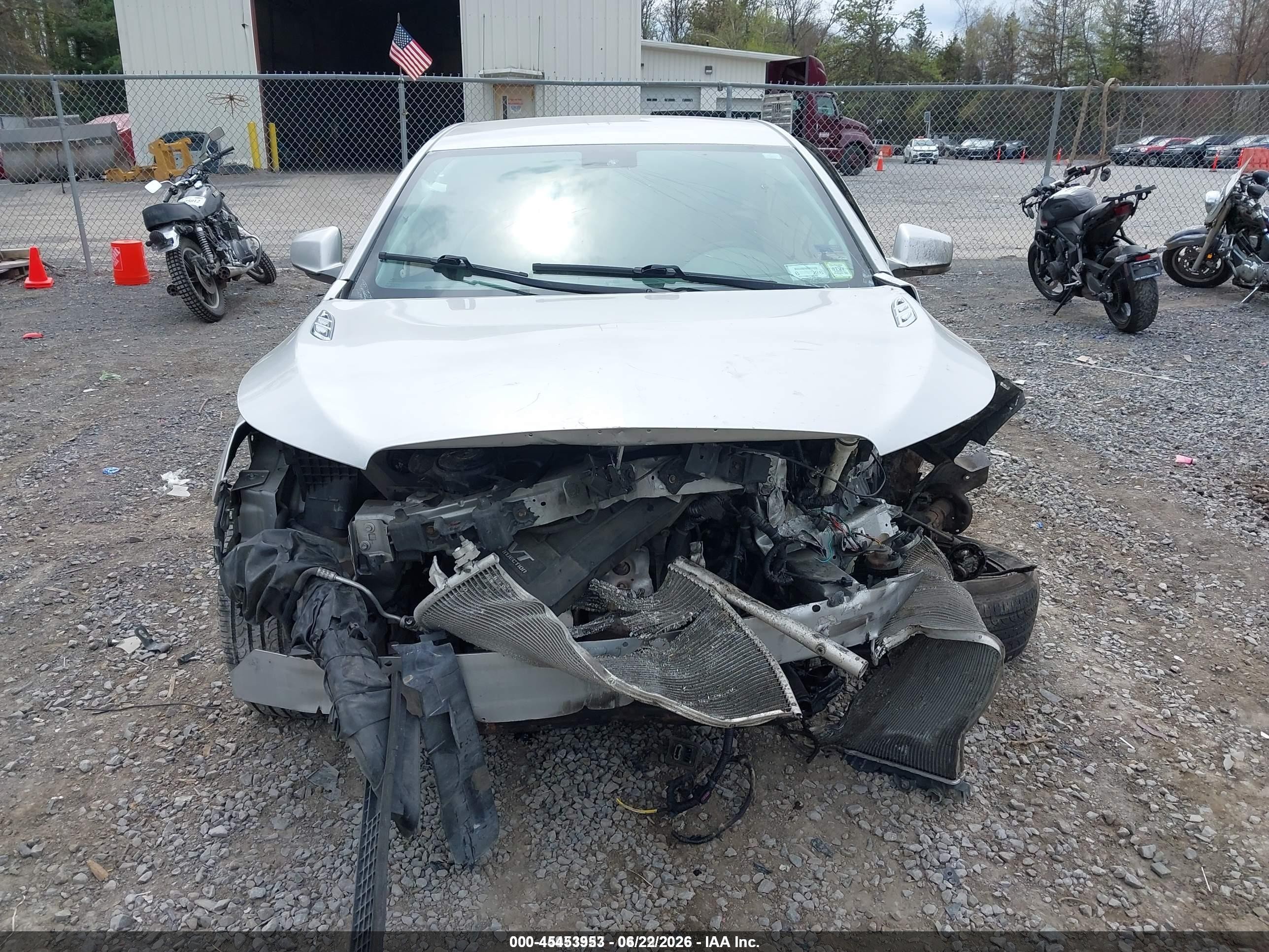 2011 Buick Lacrosse Cxl Серебряный vin: 1G4GD5ED0BF311693